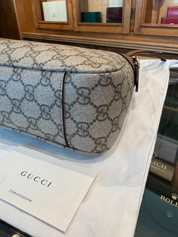 GUCCI LOGATA