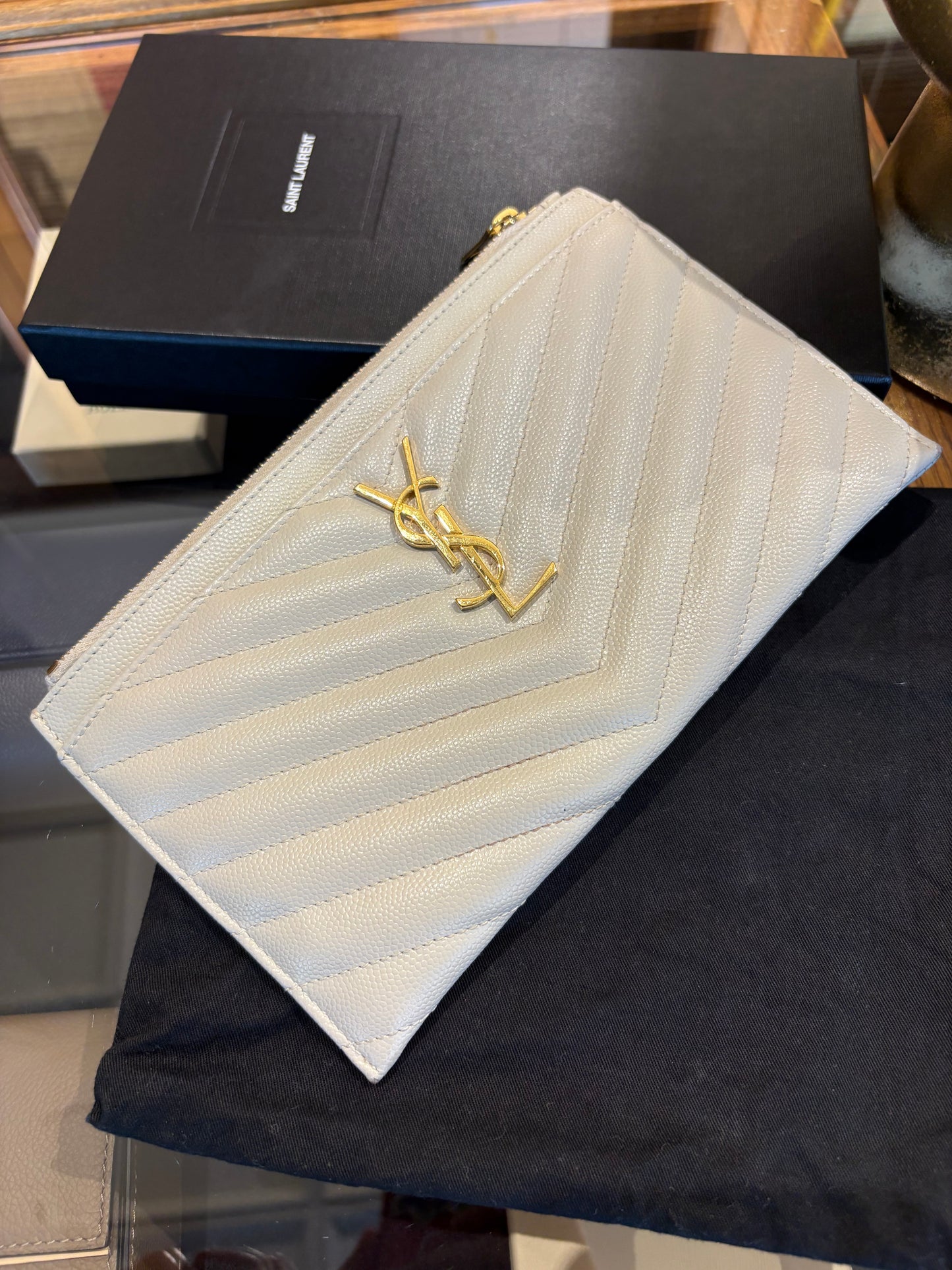 Ysl pochette