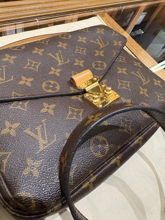 Louis Vuitton Metis