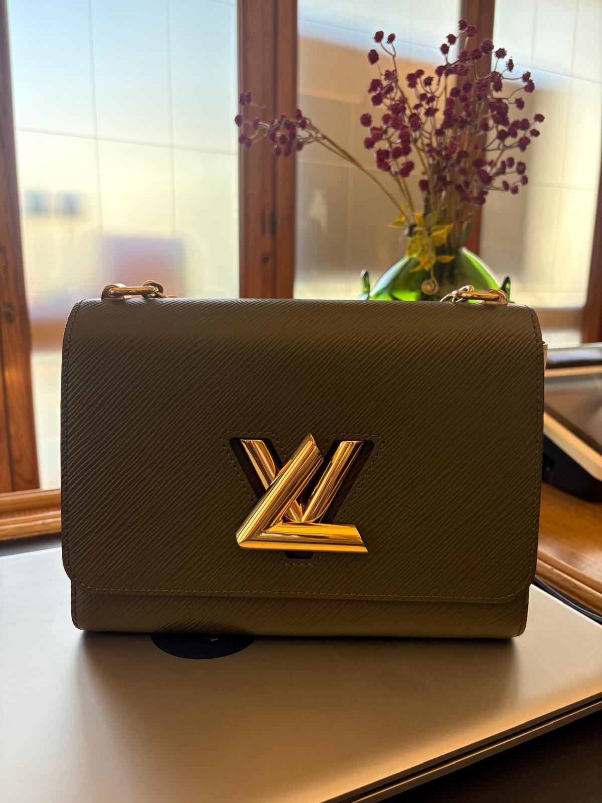 LOUIS VUITTON TWIST VERDE