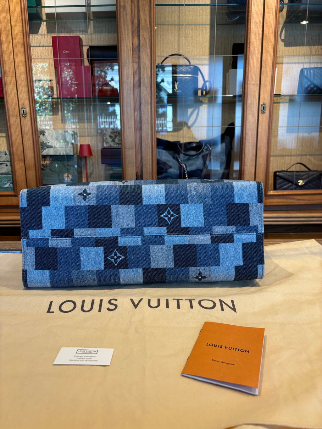 Louis Vuitton OnTheGo