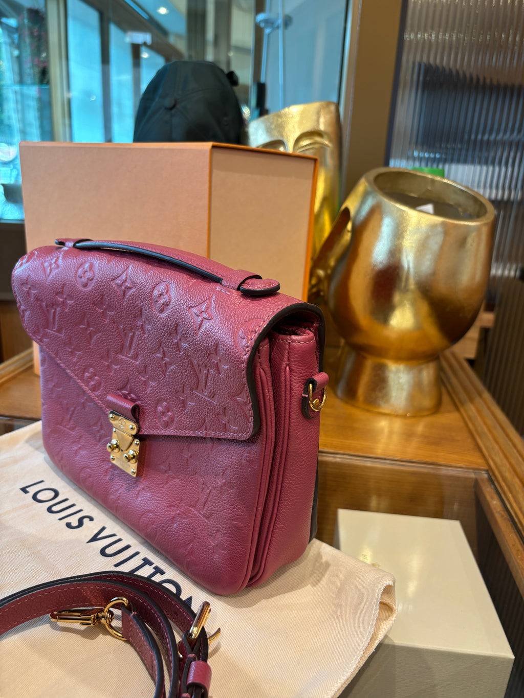 Louis Vuitton Métis