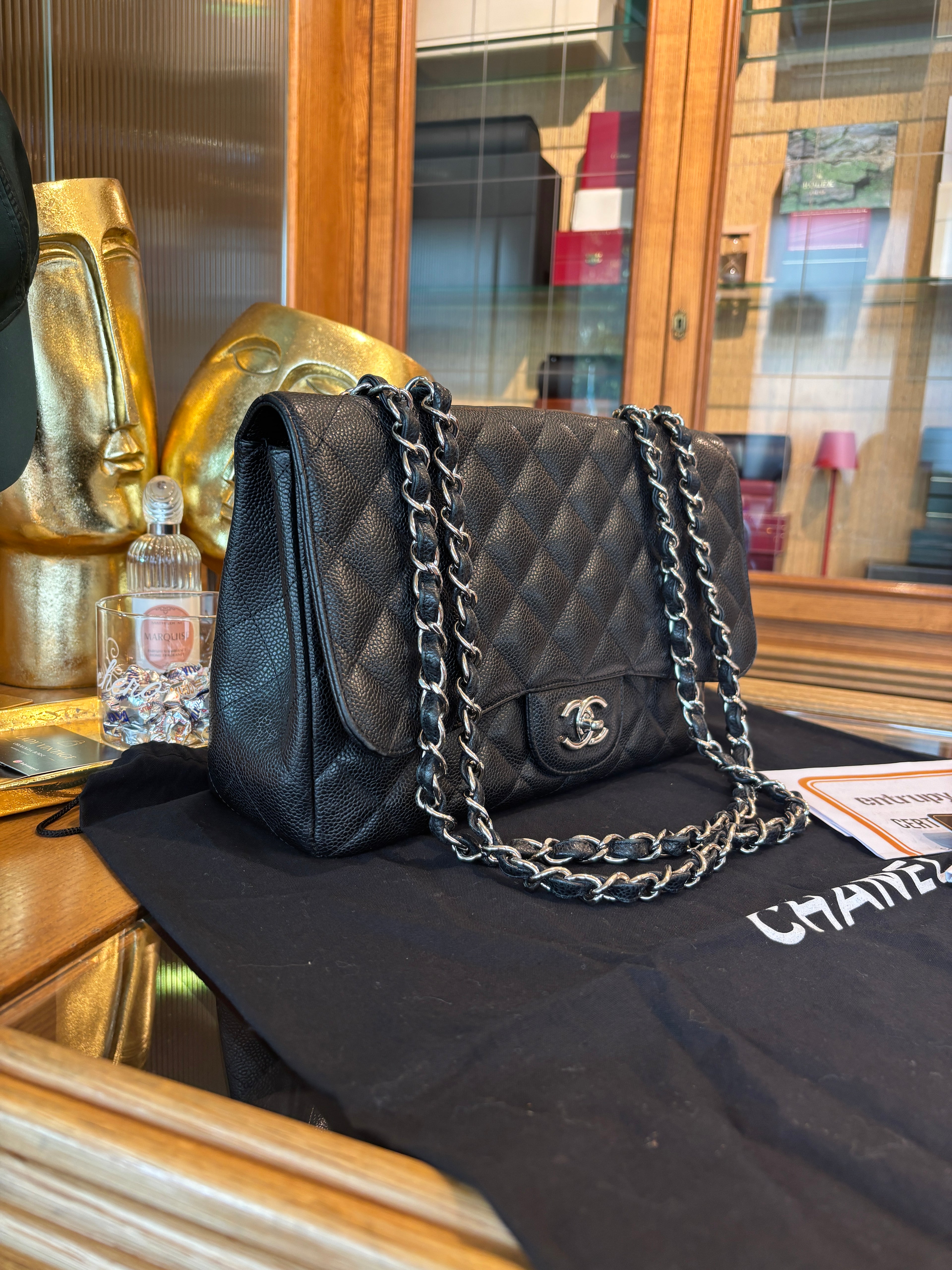 Chanel jumbo