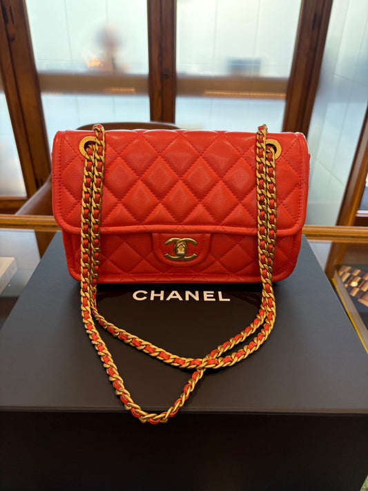 Chanel Classica corallo