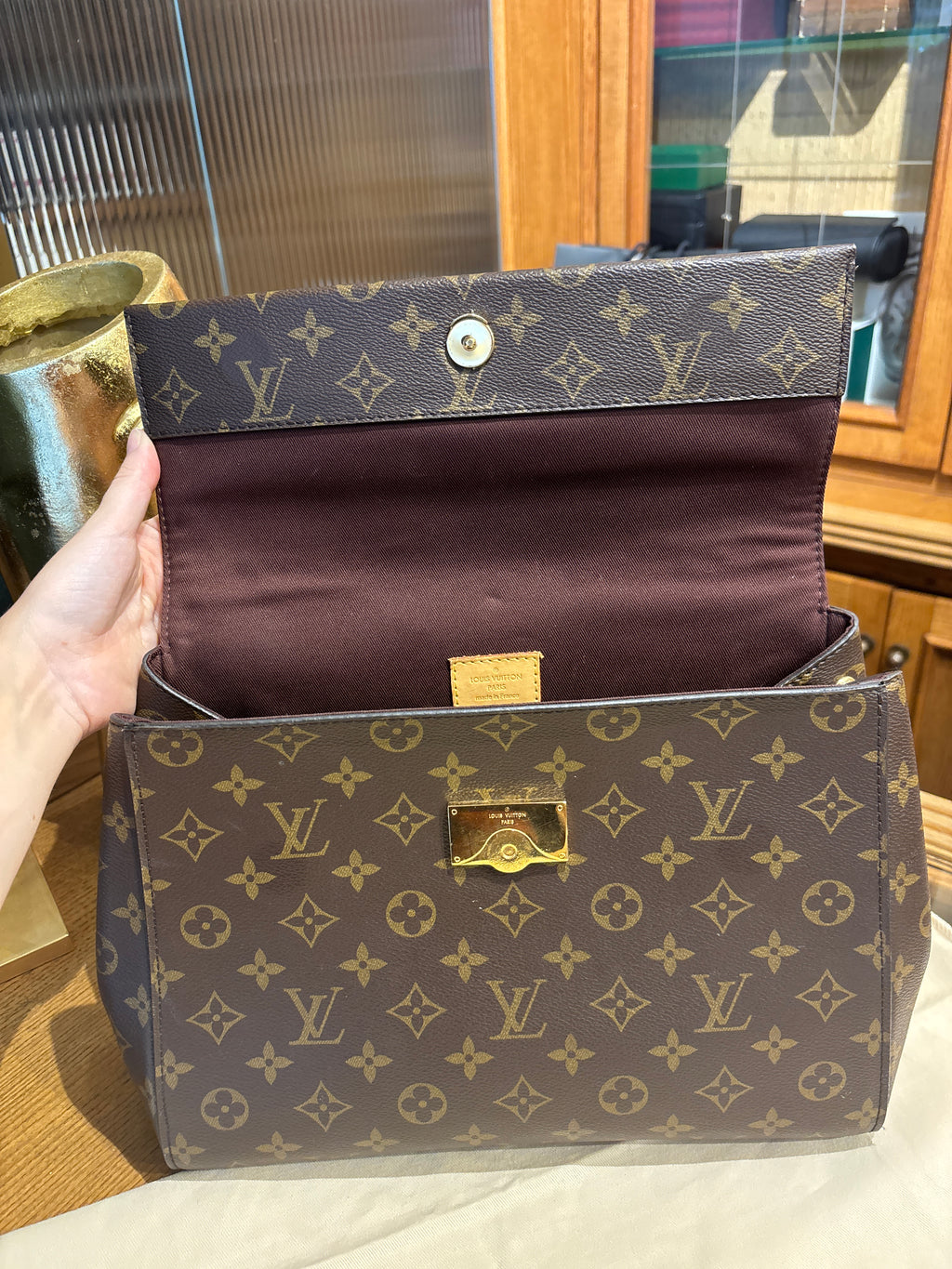 Louis Vuitton Cluny