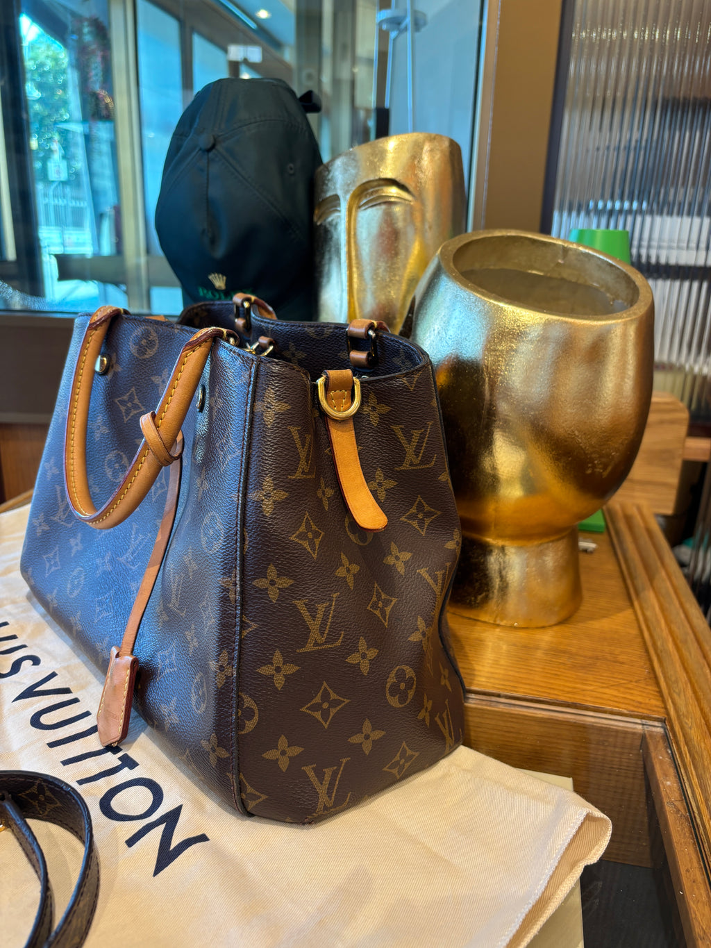 Louis Vuitton Montaigne