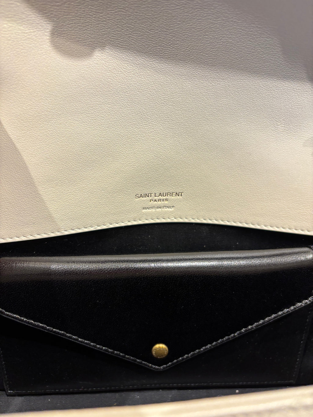 Saint Laurent Loulou media