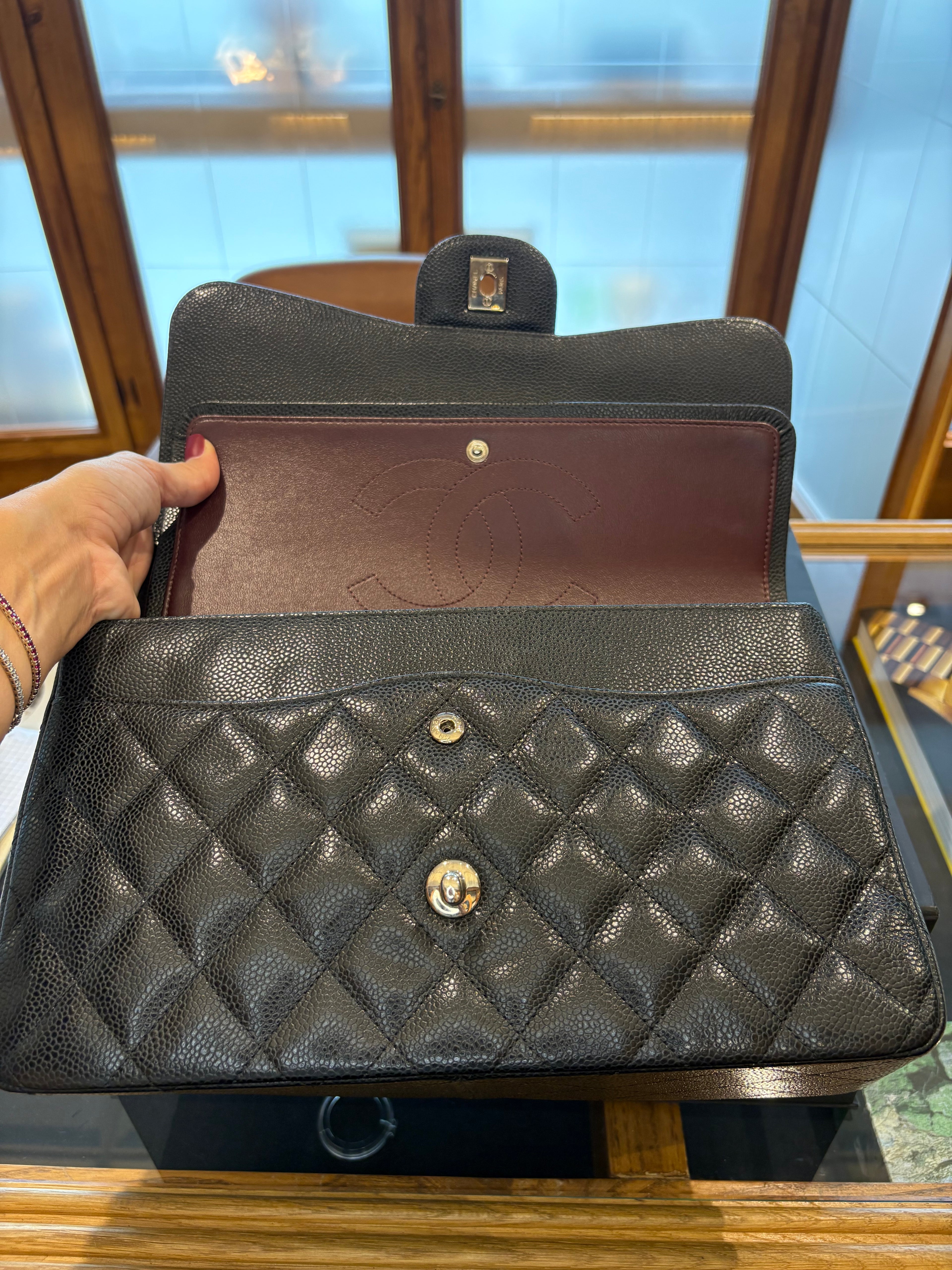 Chanel Jumbo