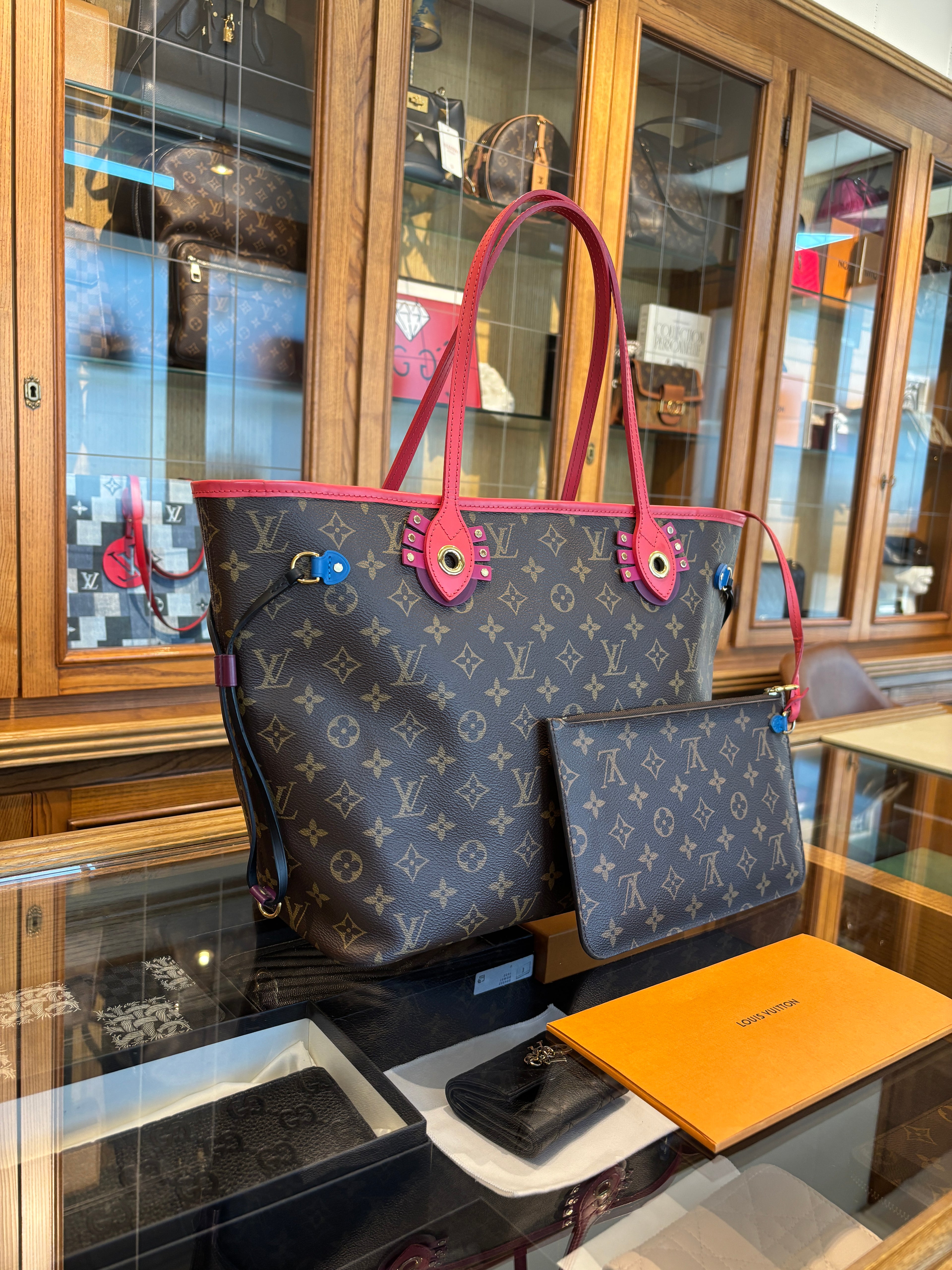 Louis Vuitton Neverfull