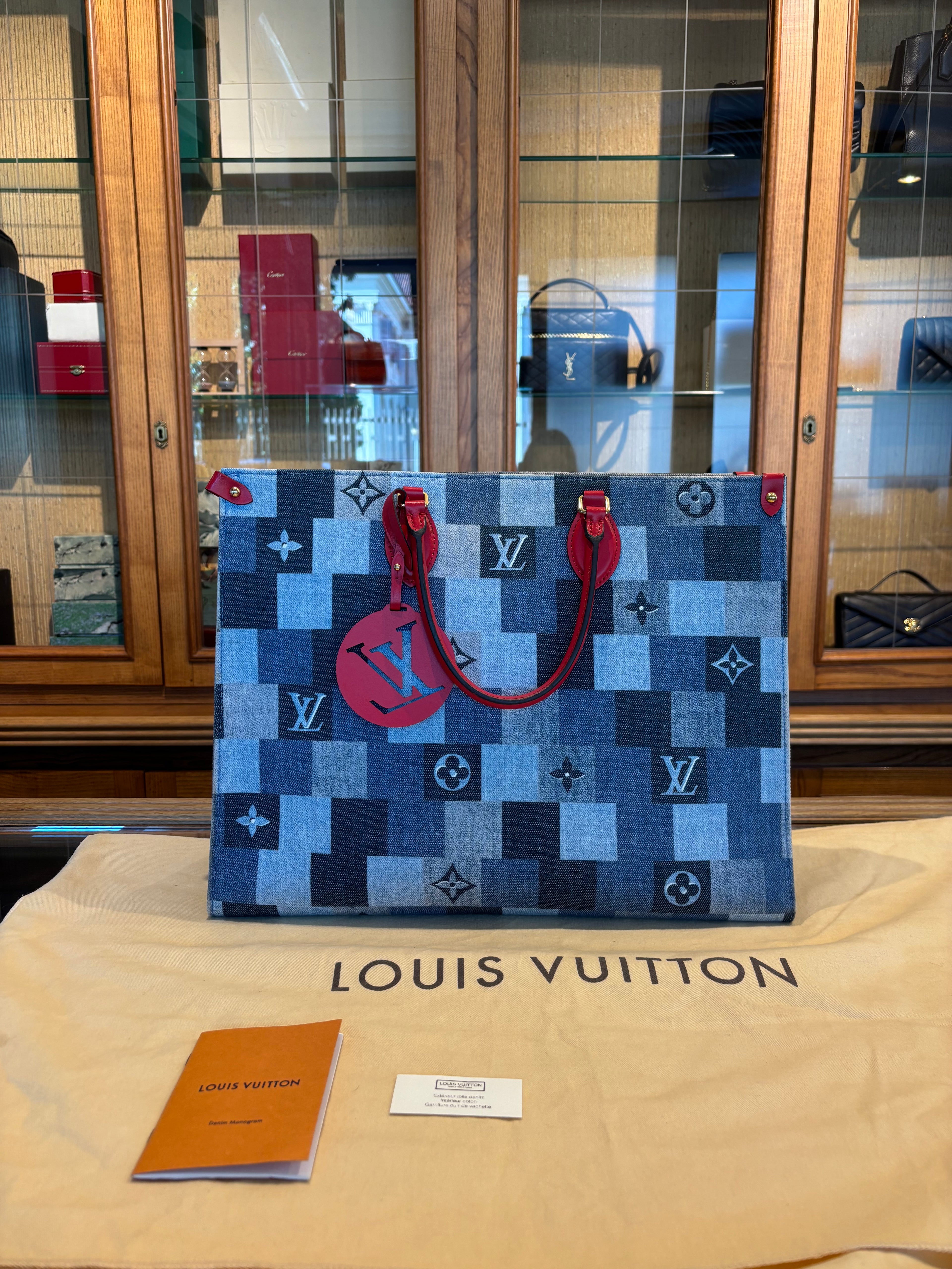 Louis Vuitton OnTheGo