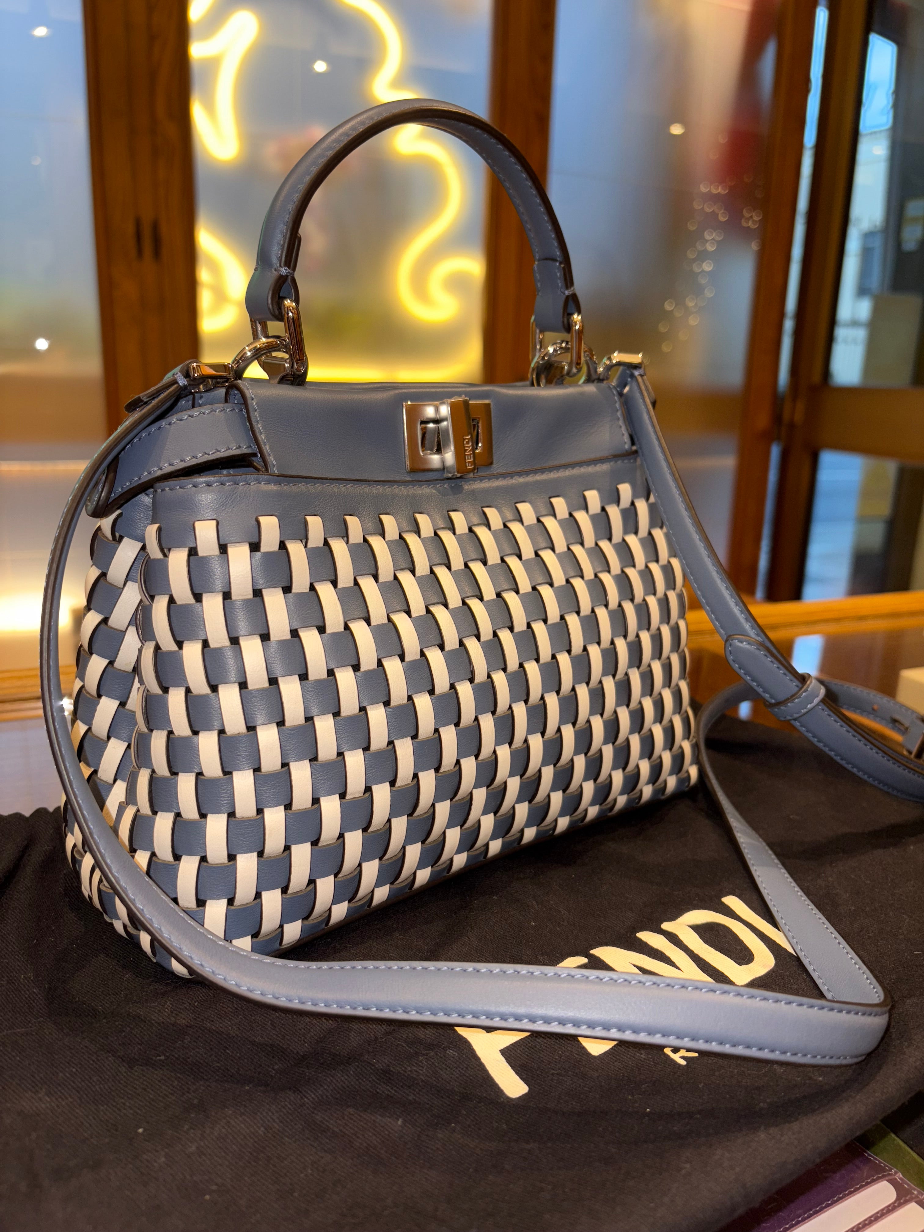 Fendi Peekaboo blu