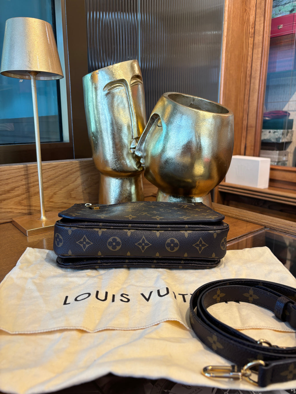 Louis Vuitton Metis
