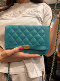 Chanel Wallet on chain (WOC)