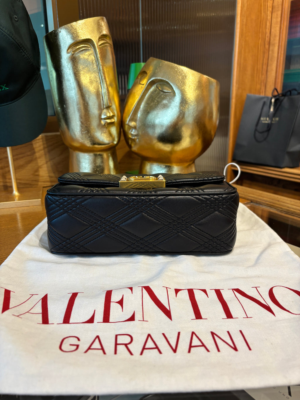 Valentino Garavani Quiltie 67