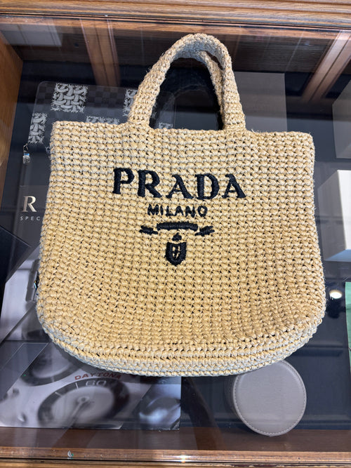 Prada in crochet