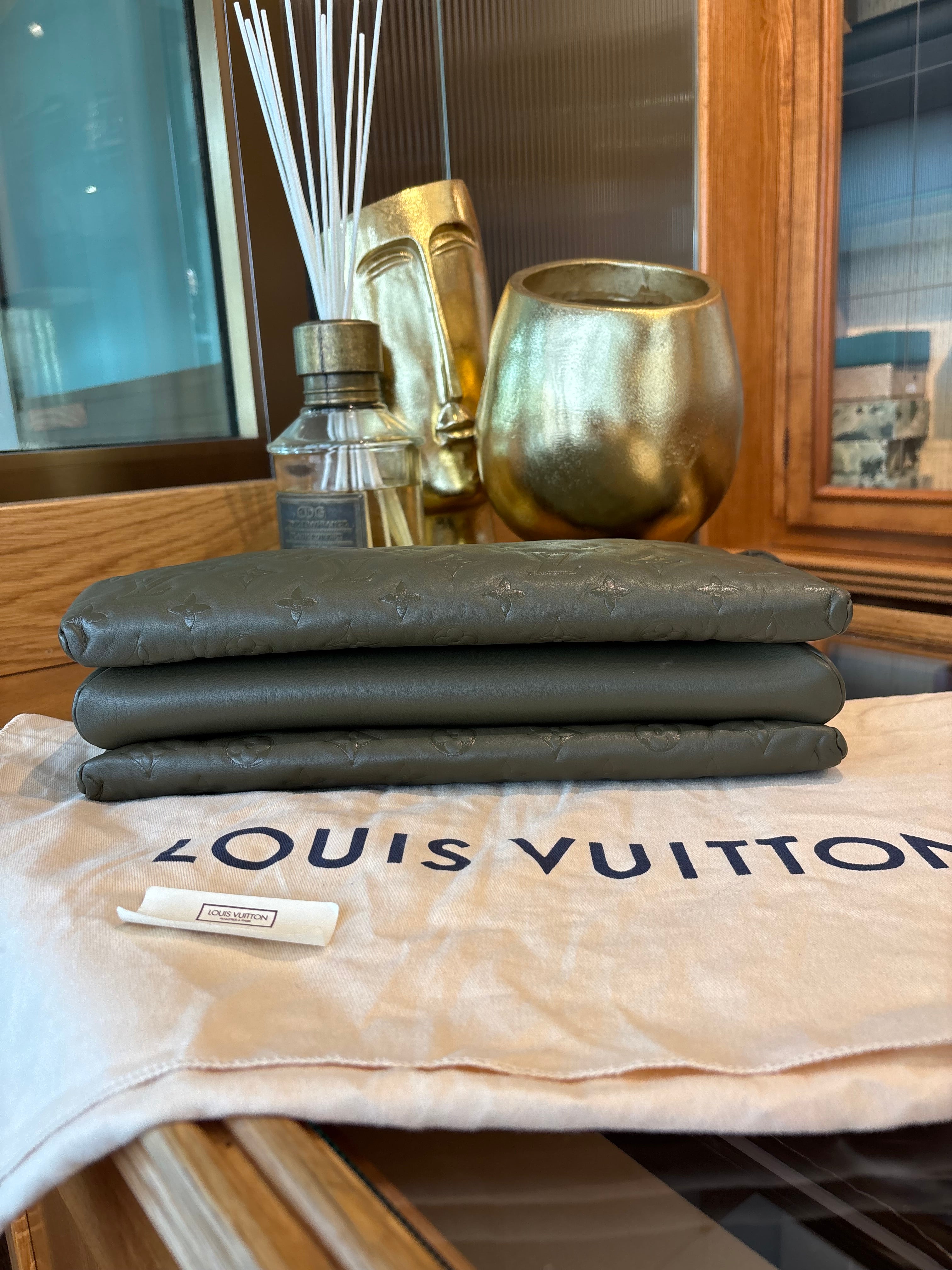 Louis Vuitton Coussin