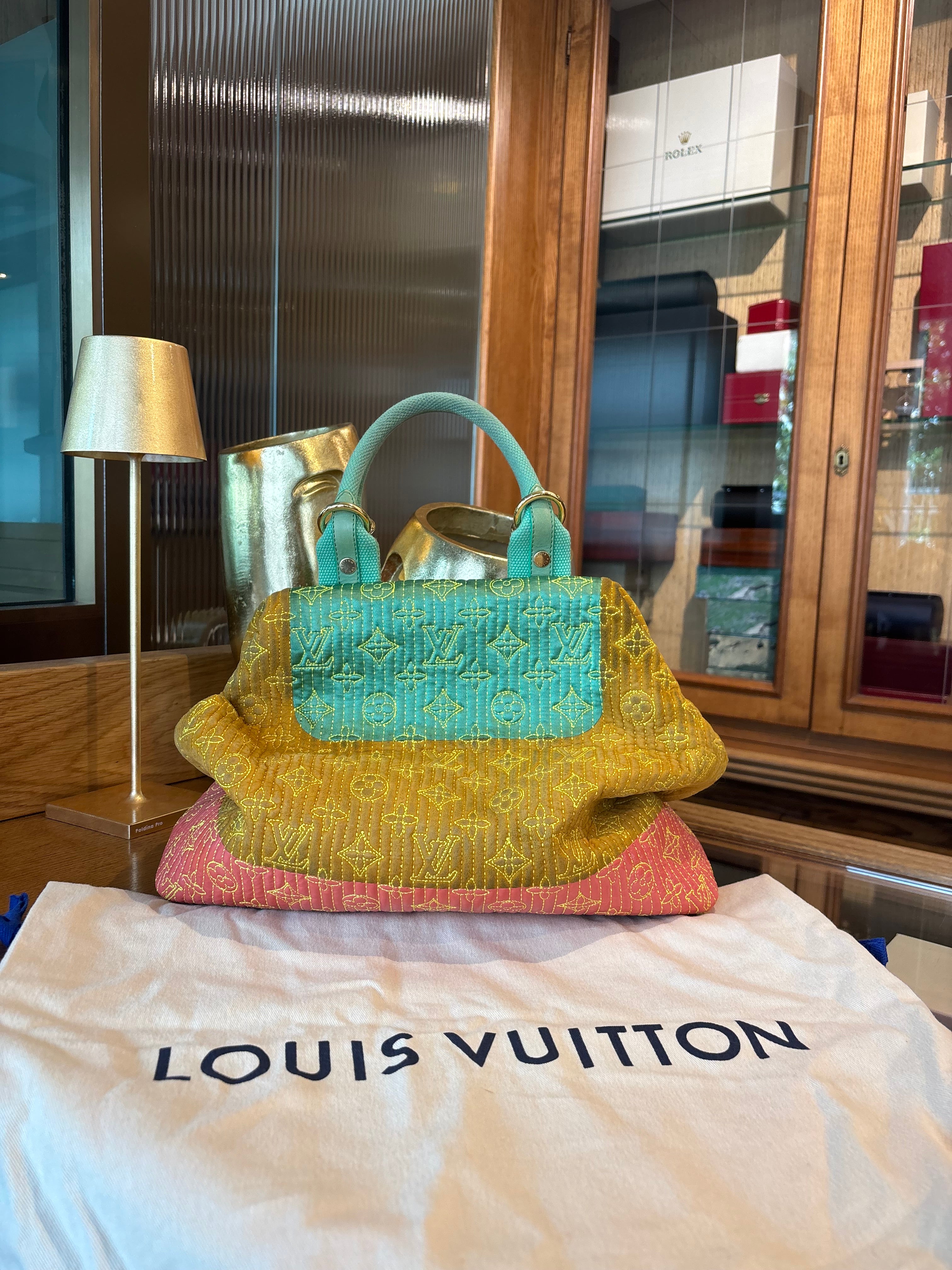 Louis Vuitton Richard Prince Monogram Motard Firebird Pastel in edizione limitata.