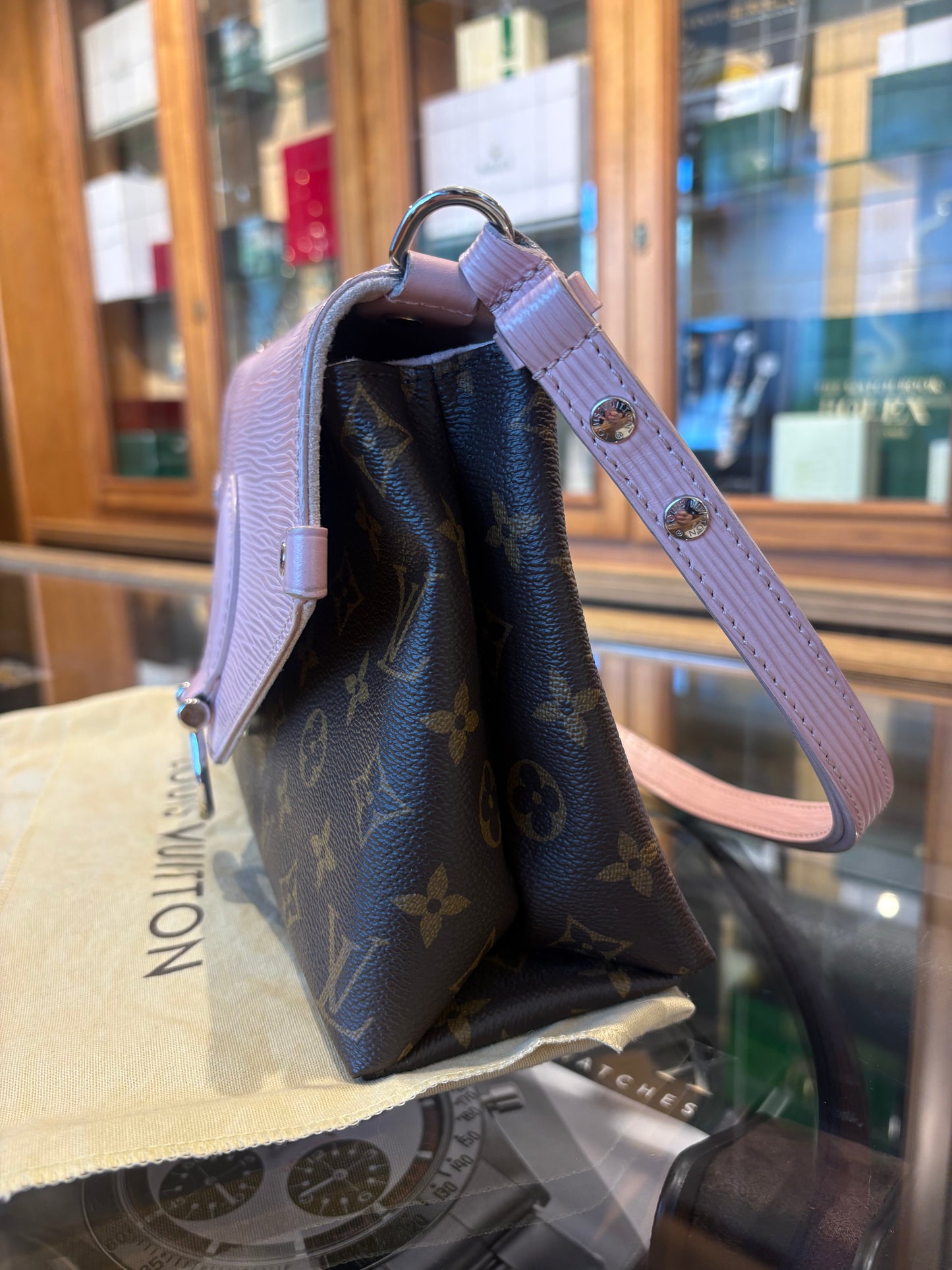 Louis Vuitton Saint Michel rosa