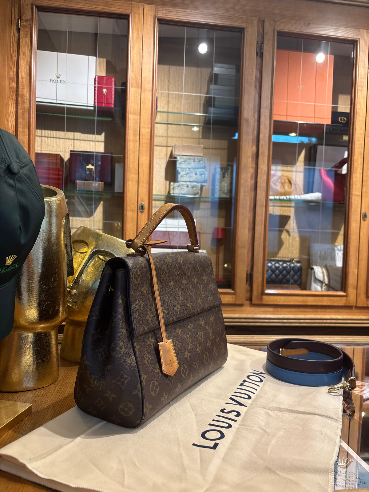 Louis Vuitton Cluny