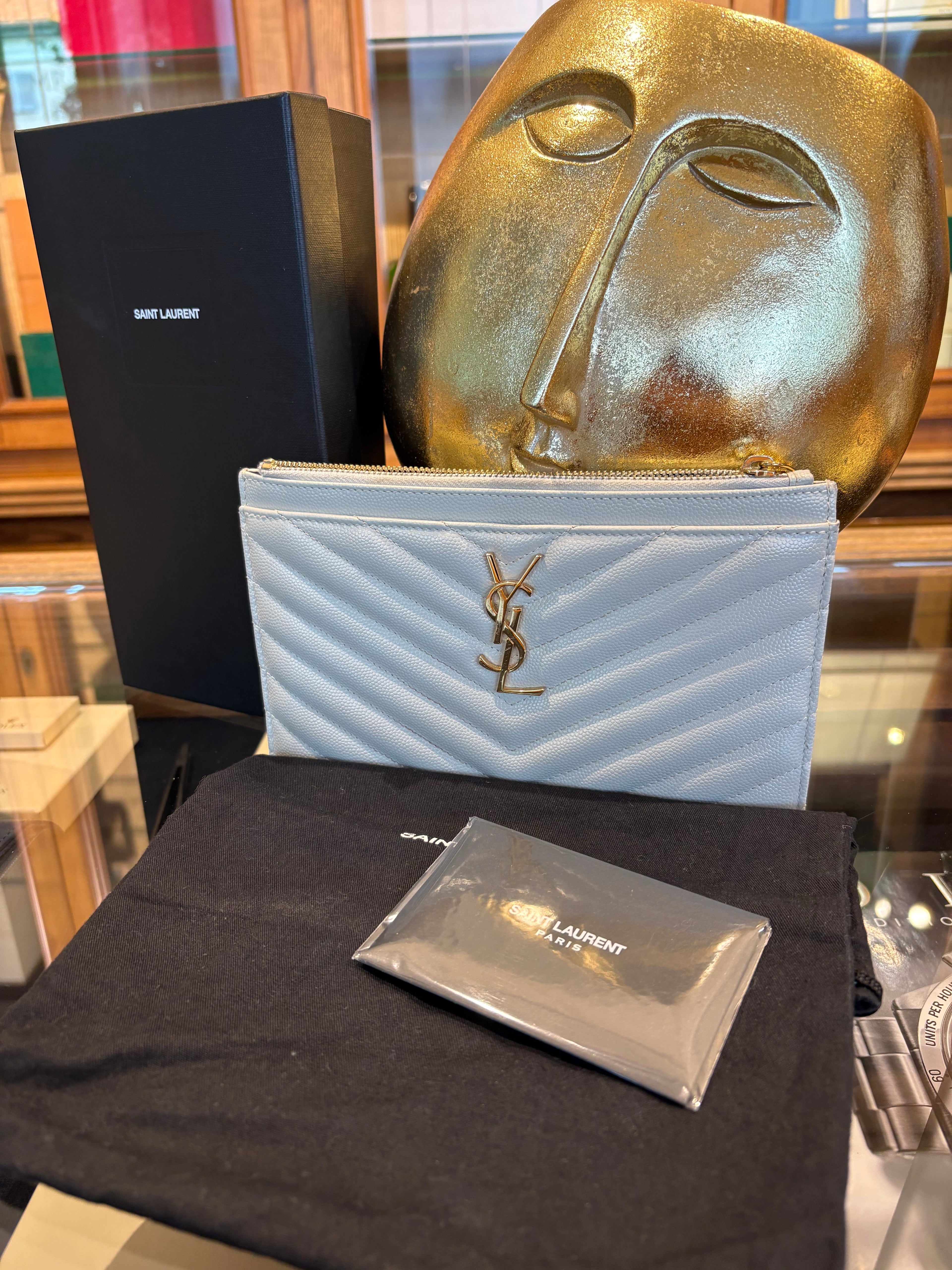 Ysl pochette