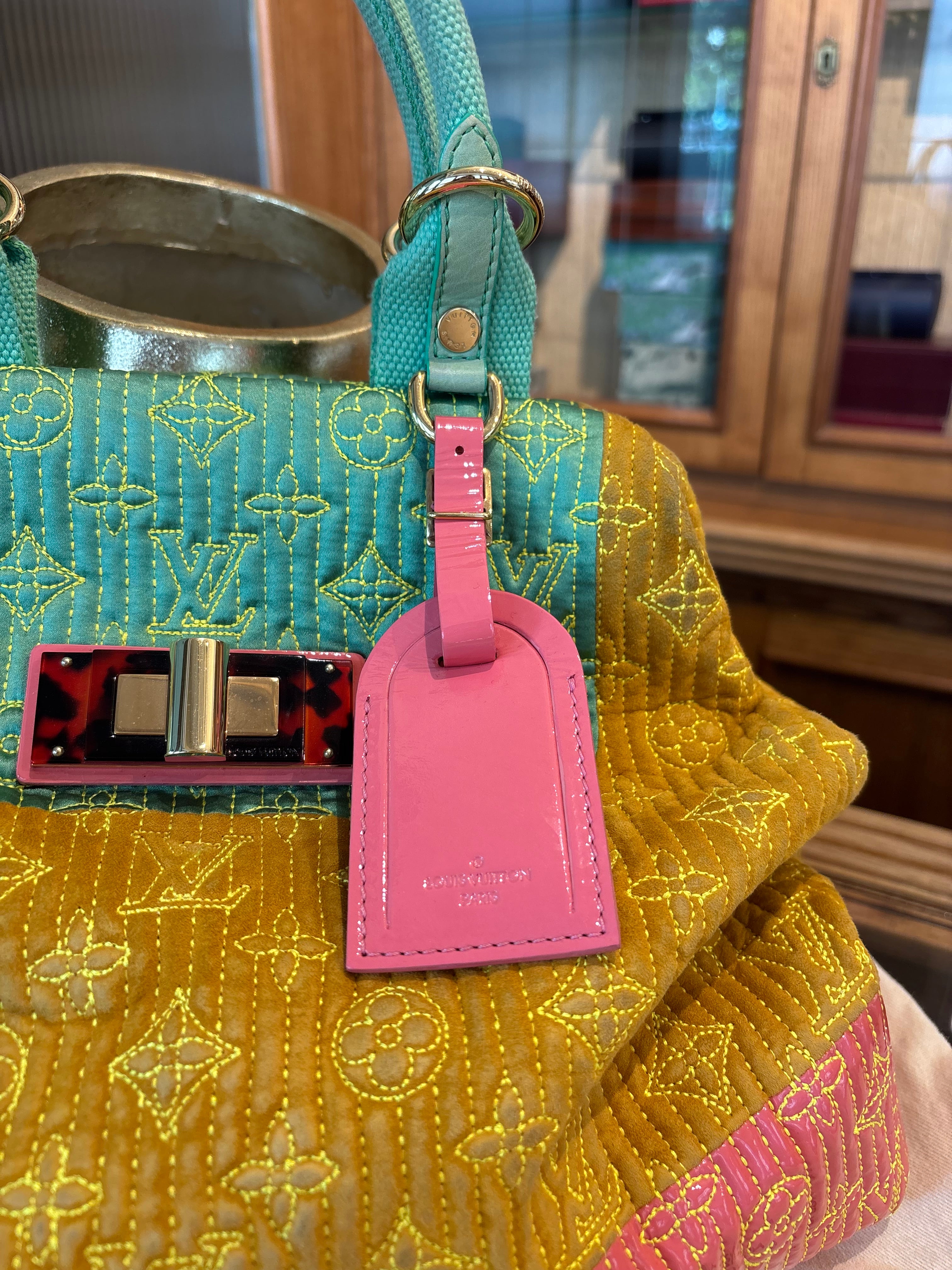 Louis Vuitton Richard Prince Monogram Motard Firebird Pastel in edizione limitata.
