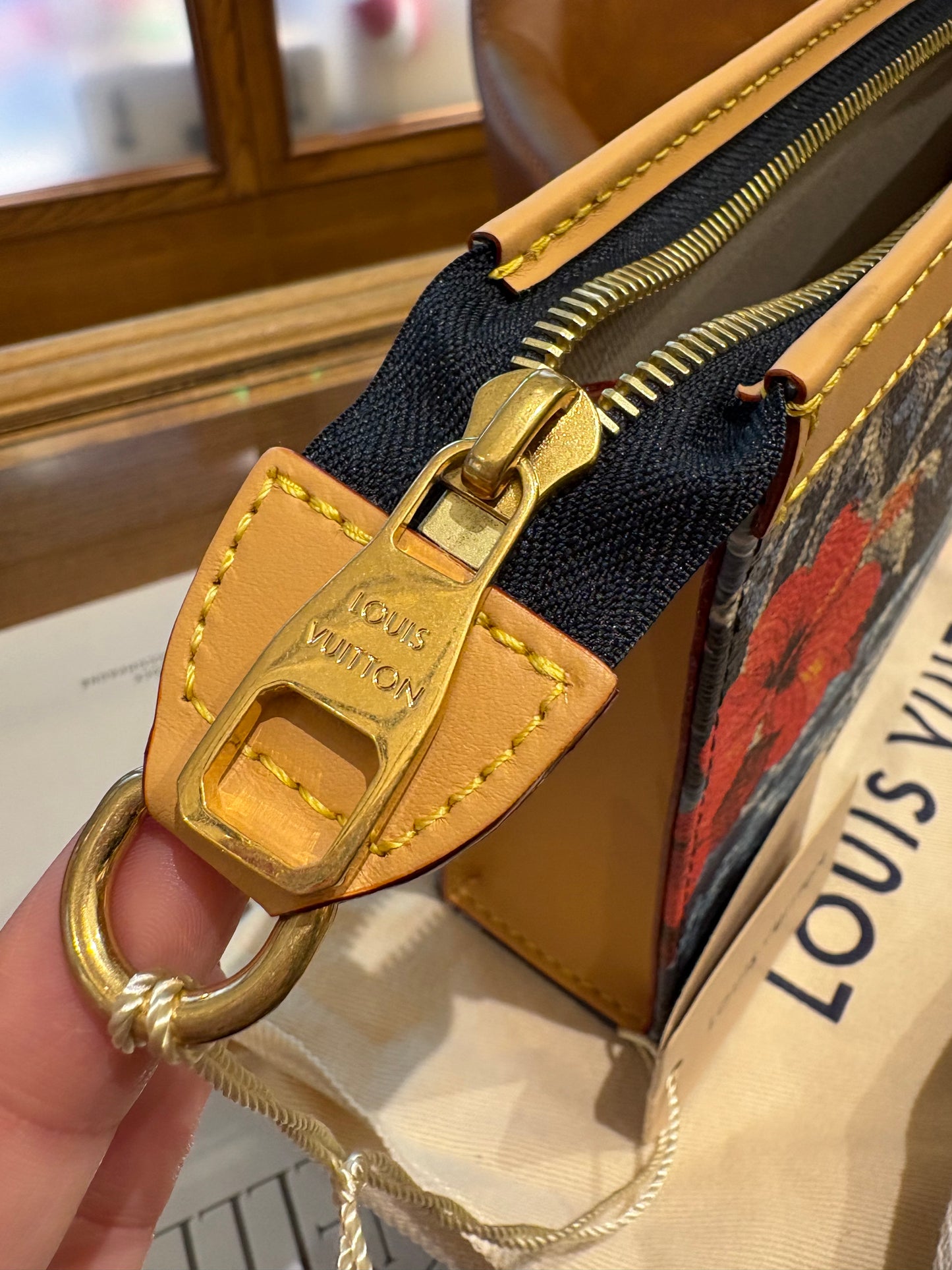 Louis Vuitton Gaston