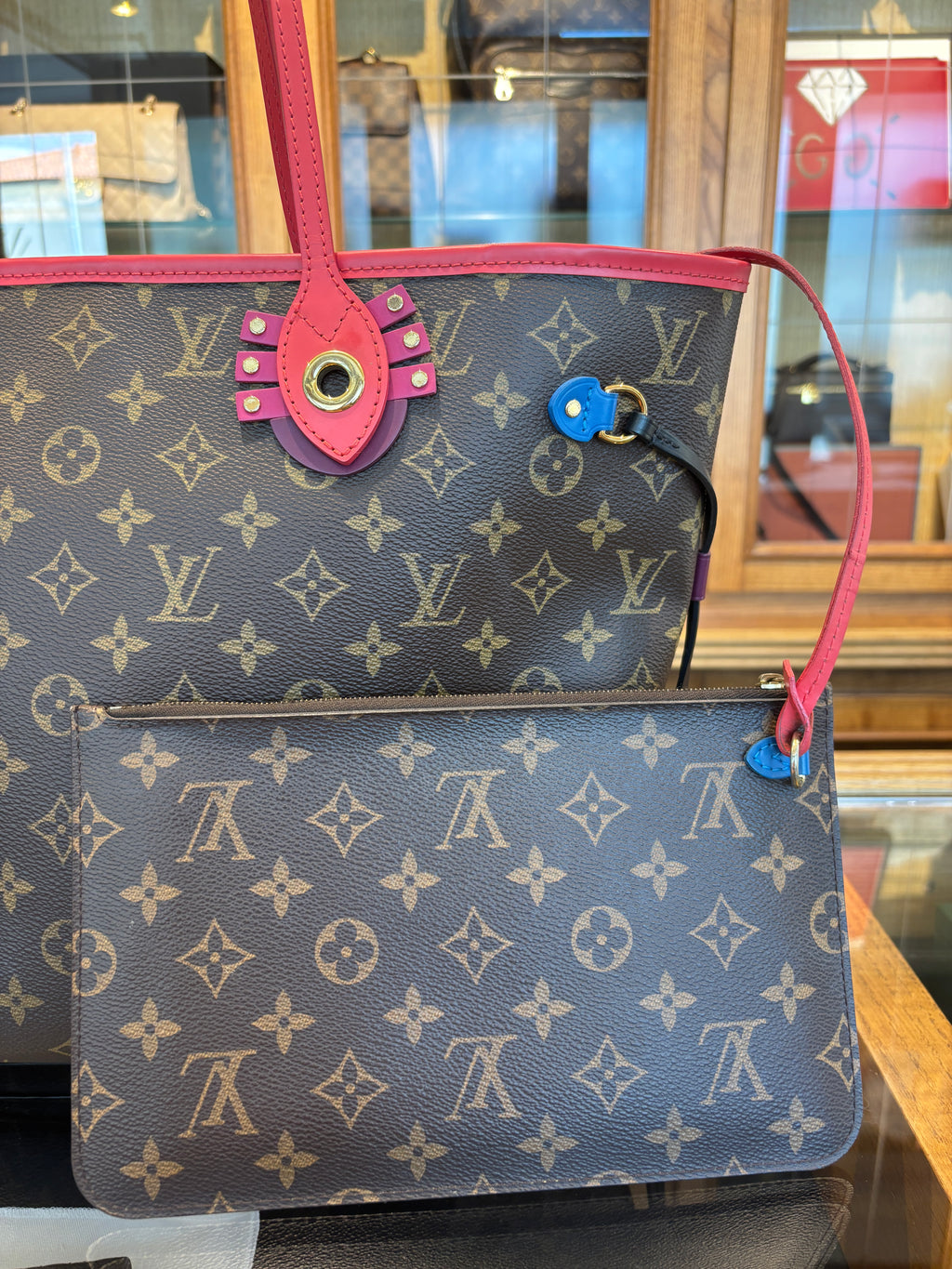 Louis Vuitton Neverfull