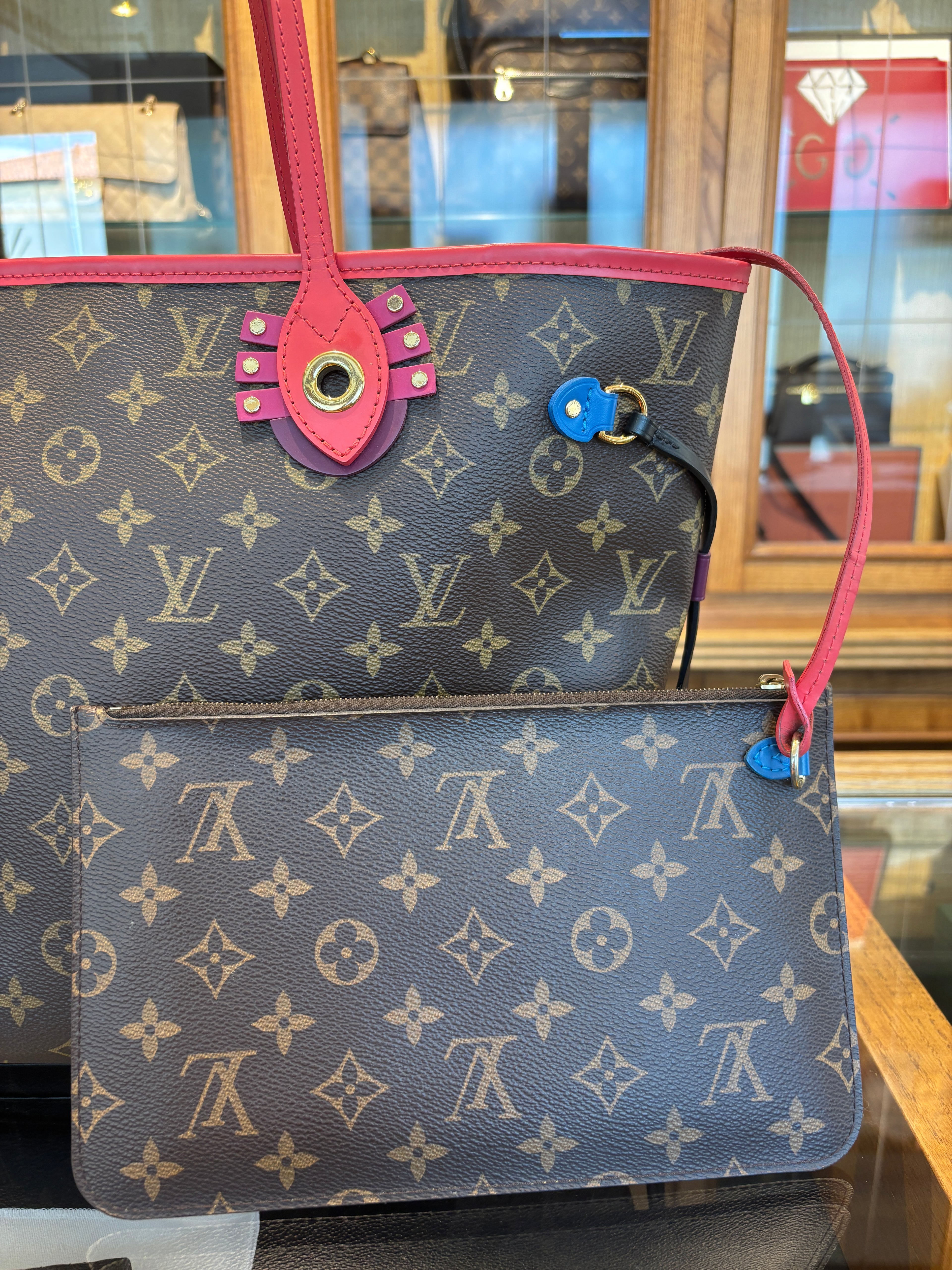 Louis Vuitton Neverfull