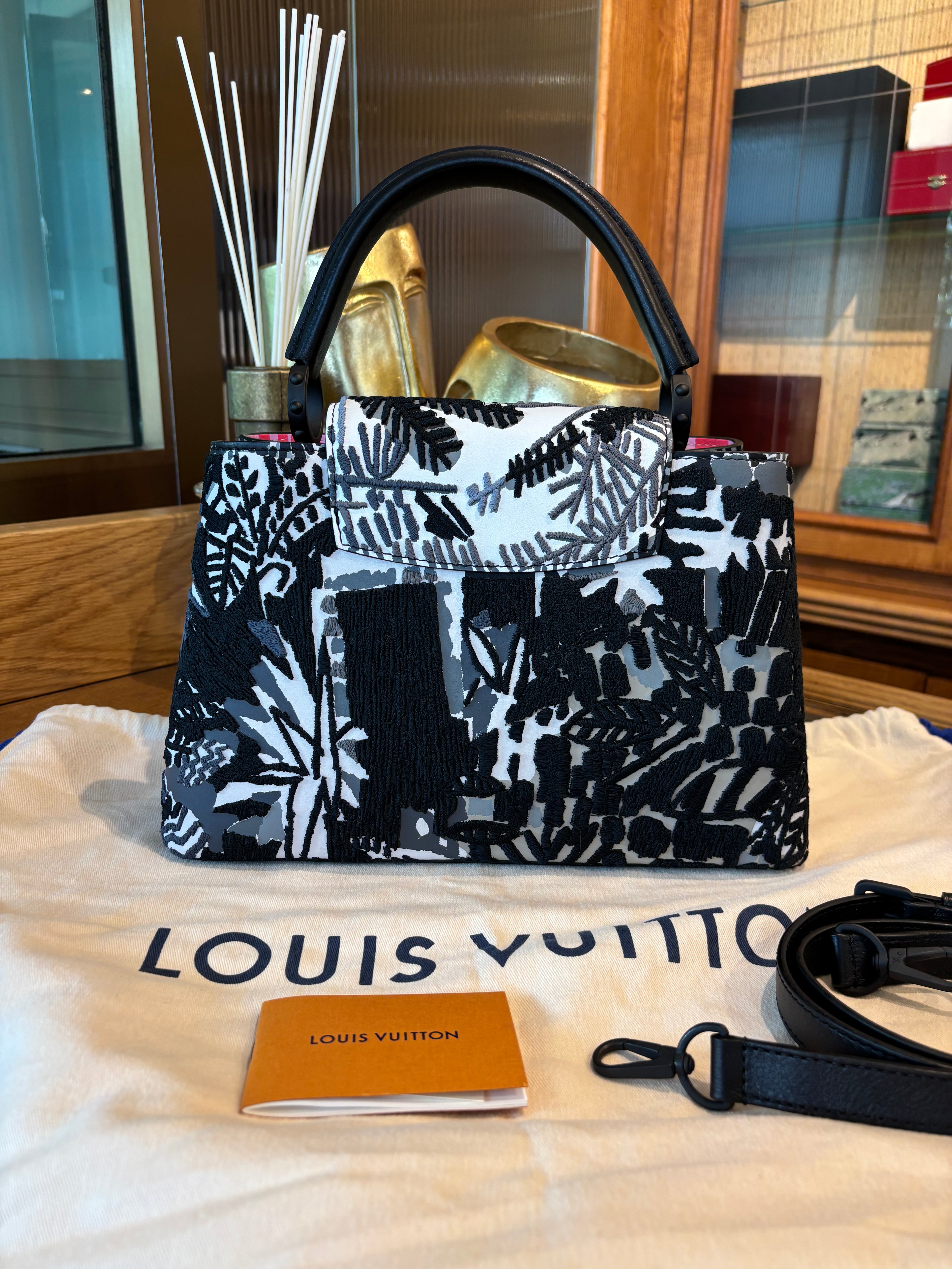Louis Vuitton Capucines