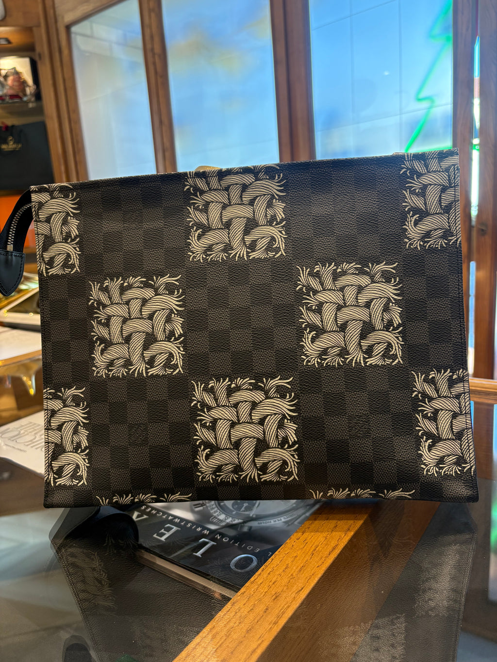Louis Vuitton toilette limited Edition