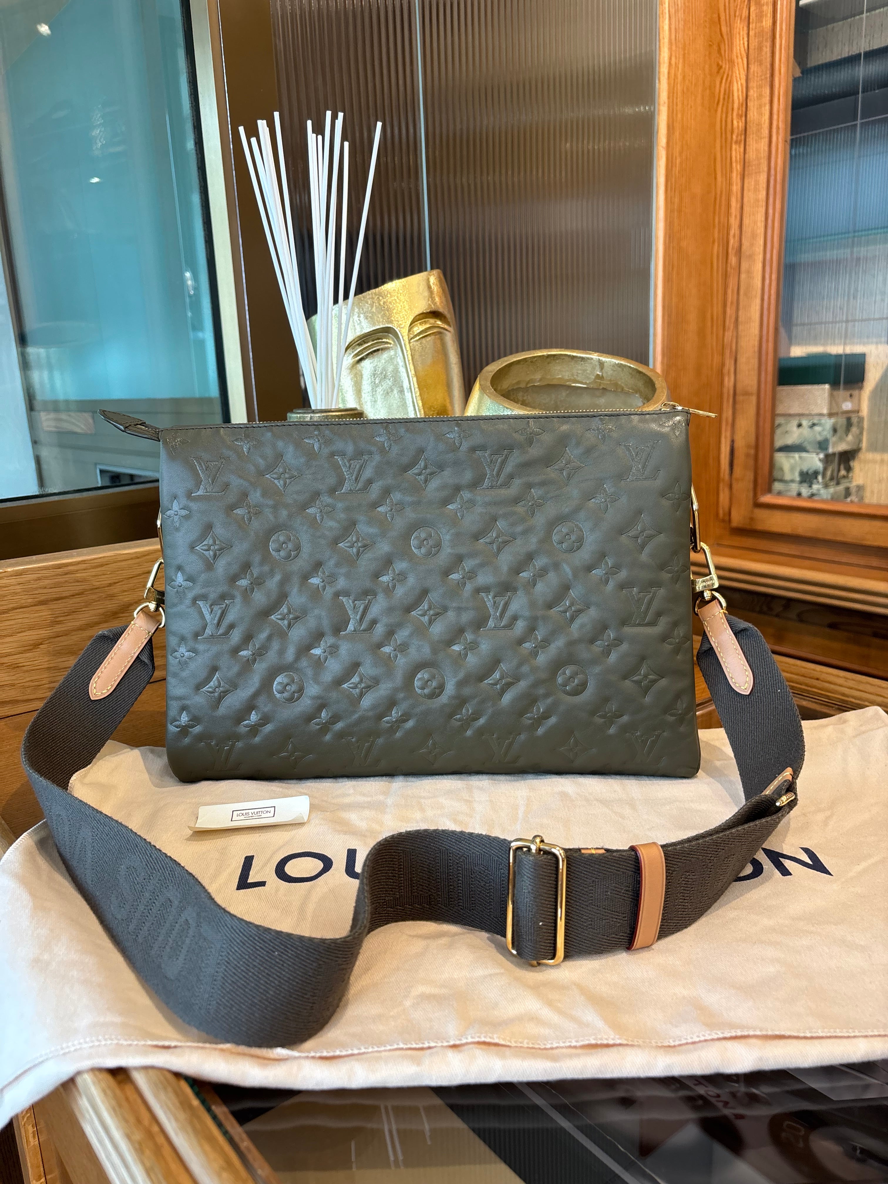 Louis Vuitton Coussin