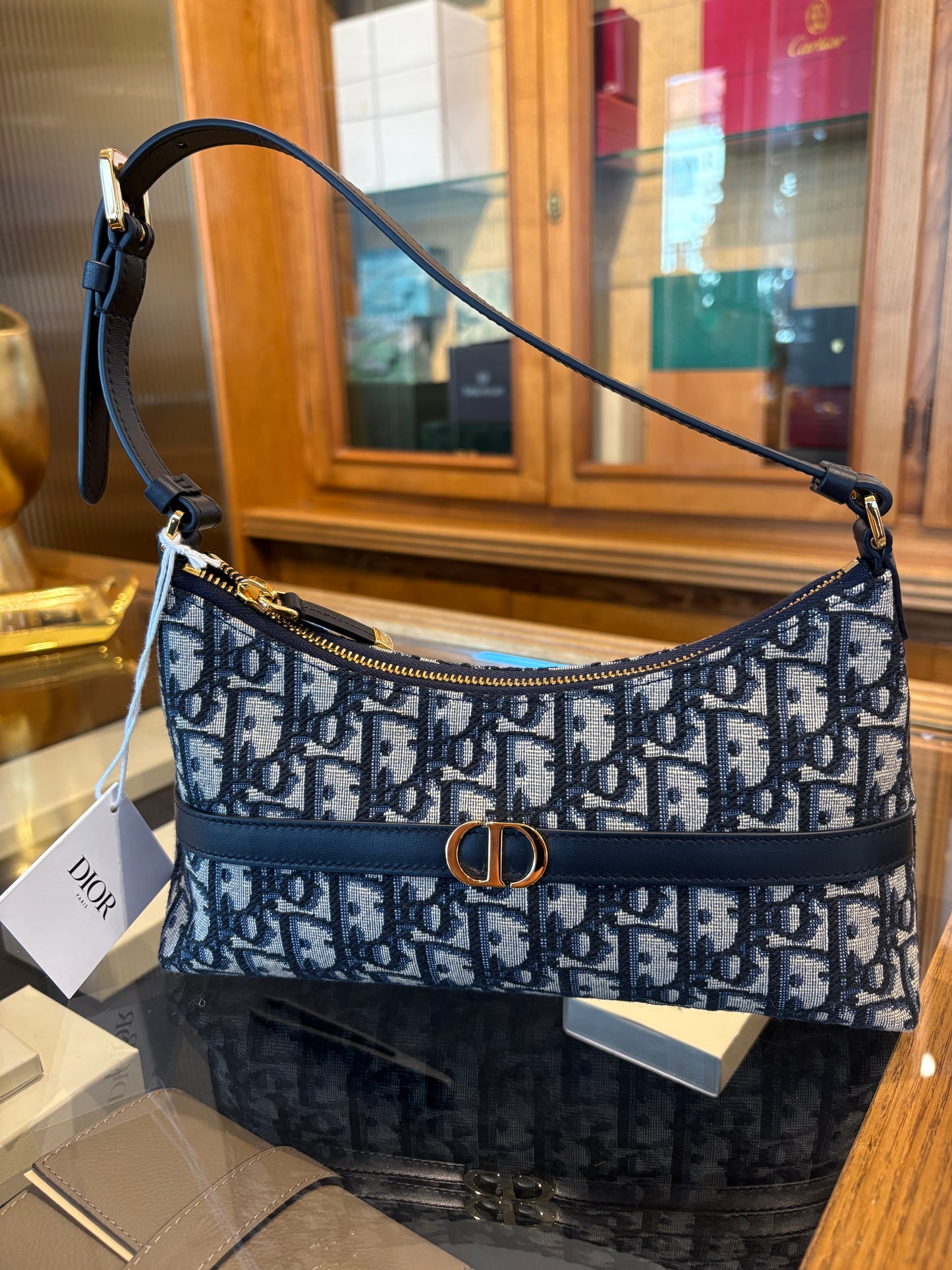 Dior hobo 30 Montaigne