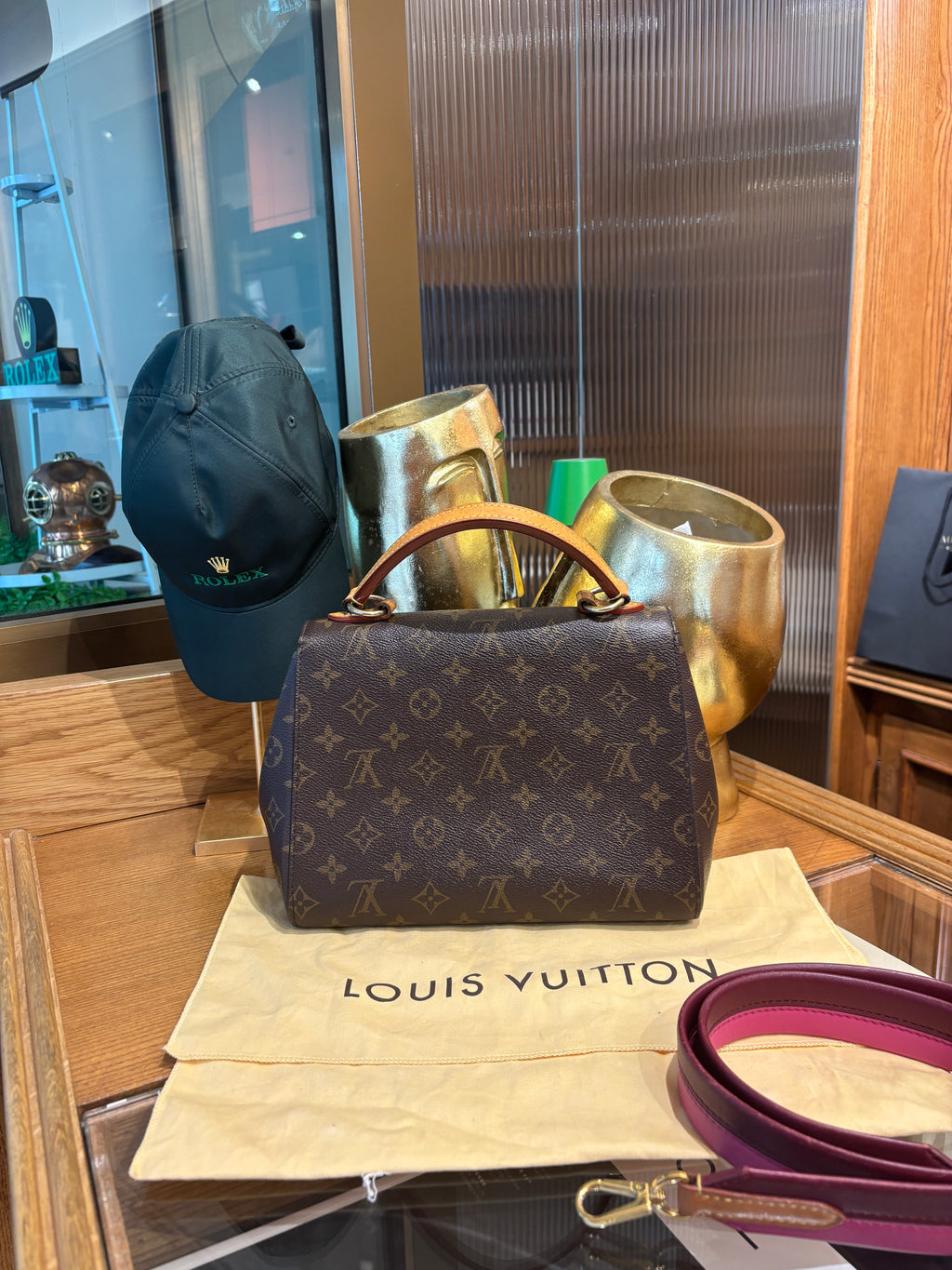 Louis Vuitton Cluny