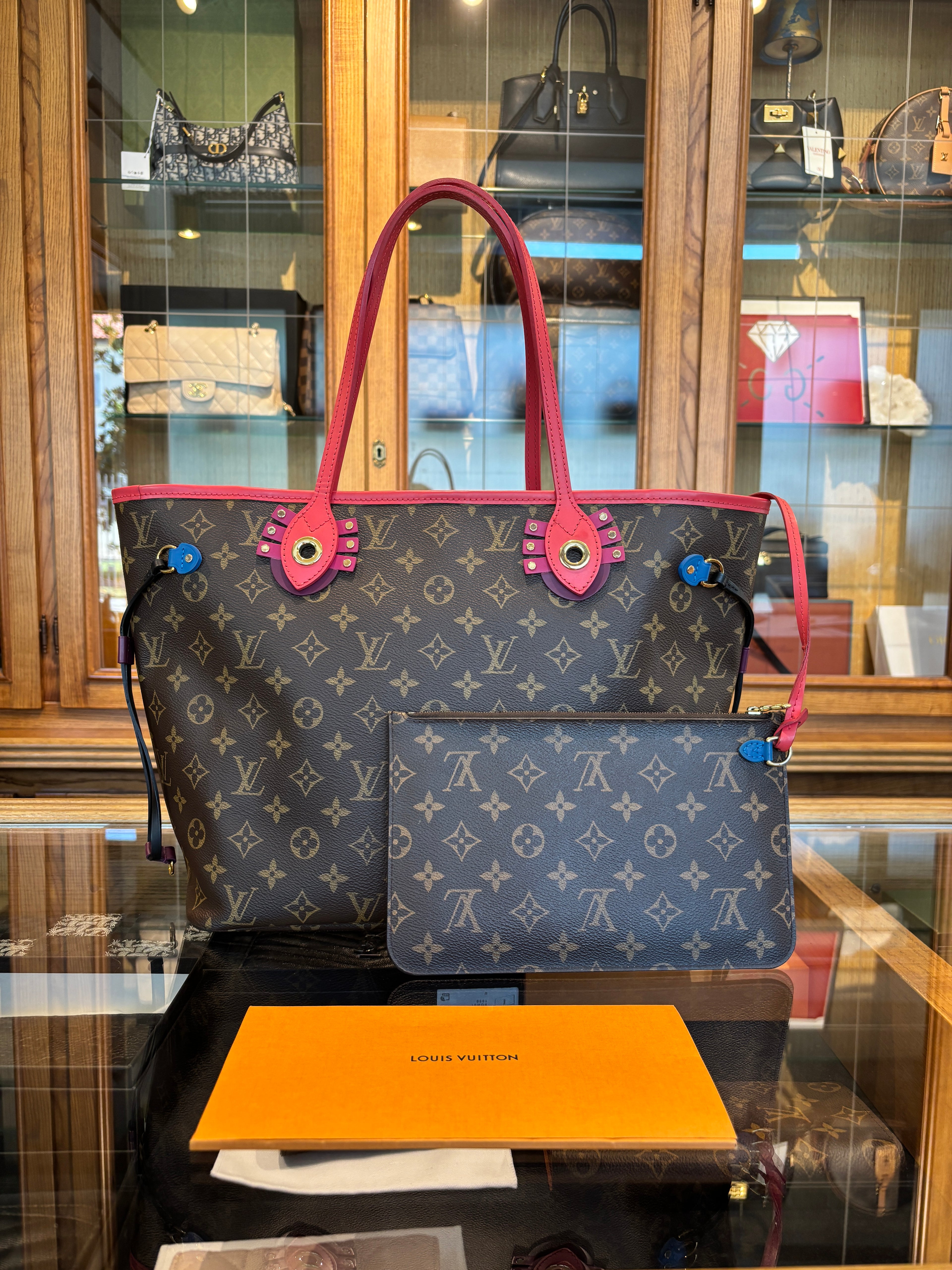 Louis Vuitton Neverfull