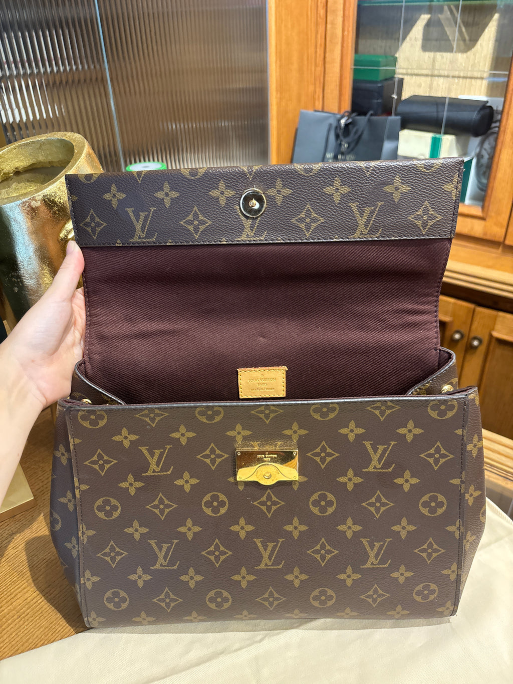 Louis Vuitton Cluny