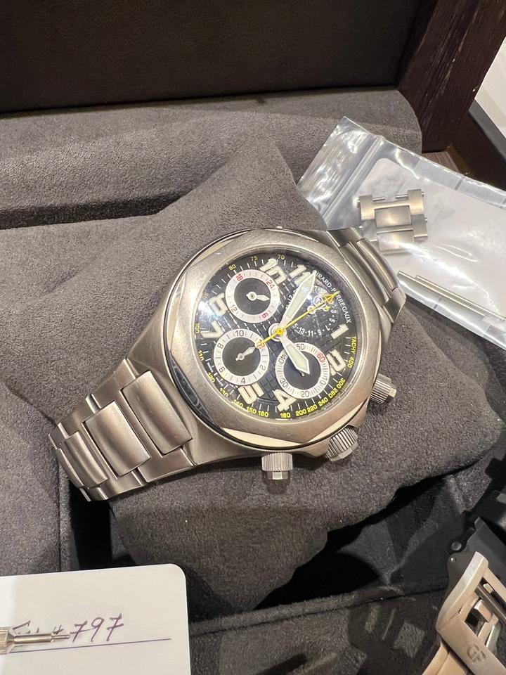 Girard Perregaux Laureato