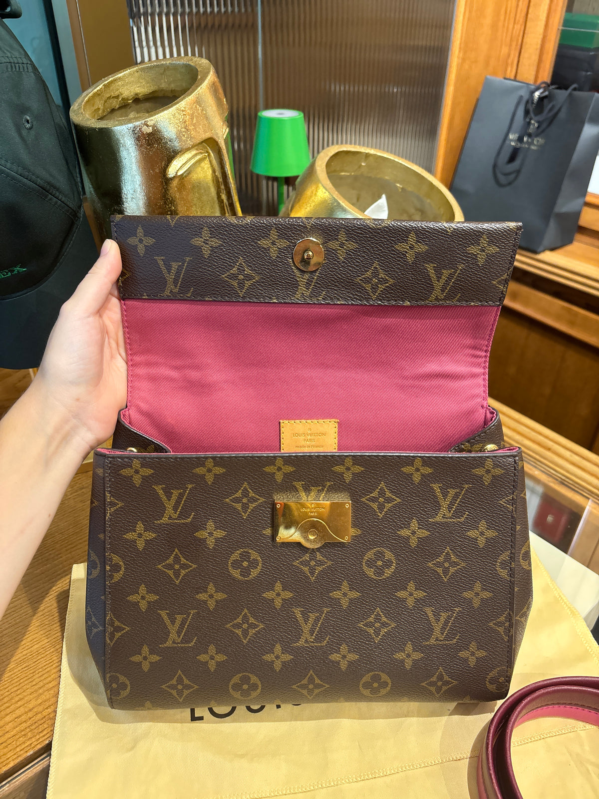 Louis Vuitton Cluny