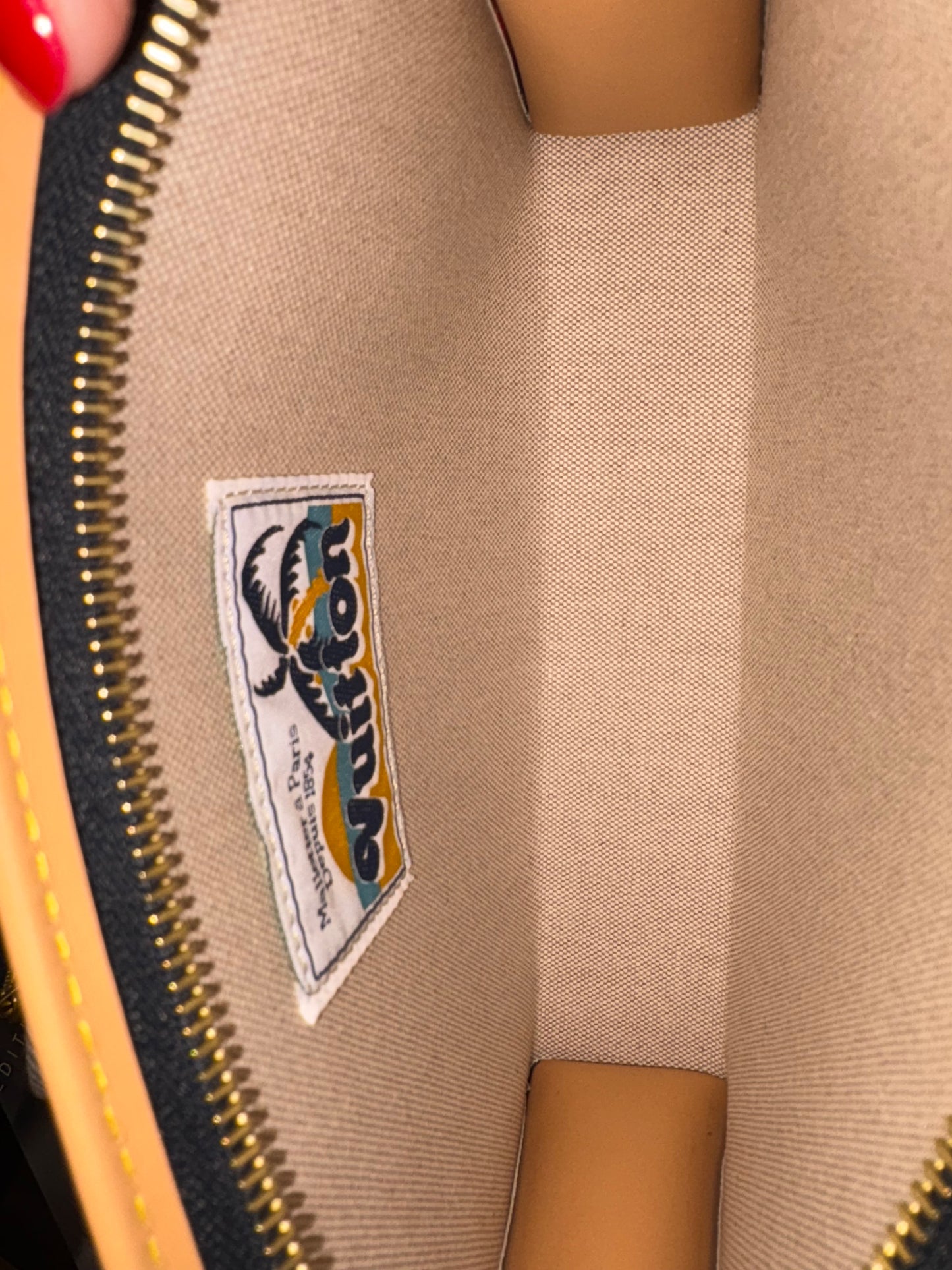 Louis Vuitton Gaston