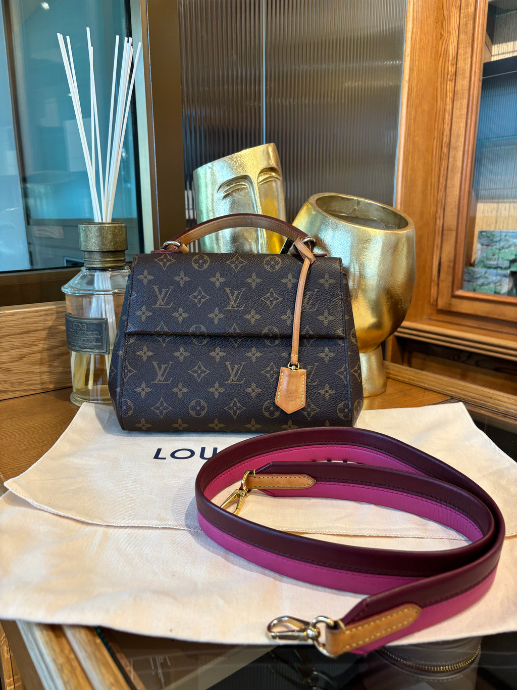 Louis Vuitton Cluny