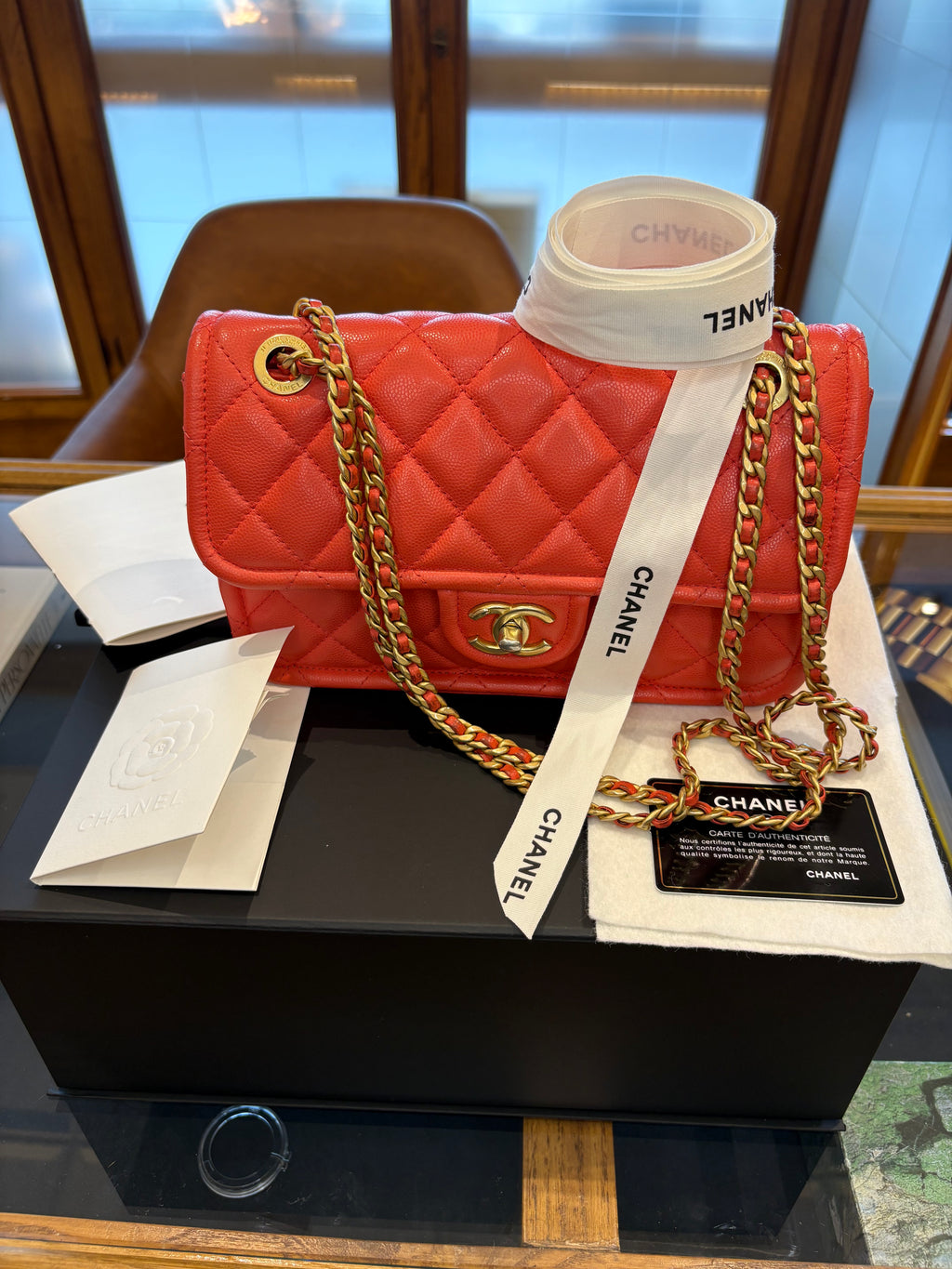 Chanel Classica corallo