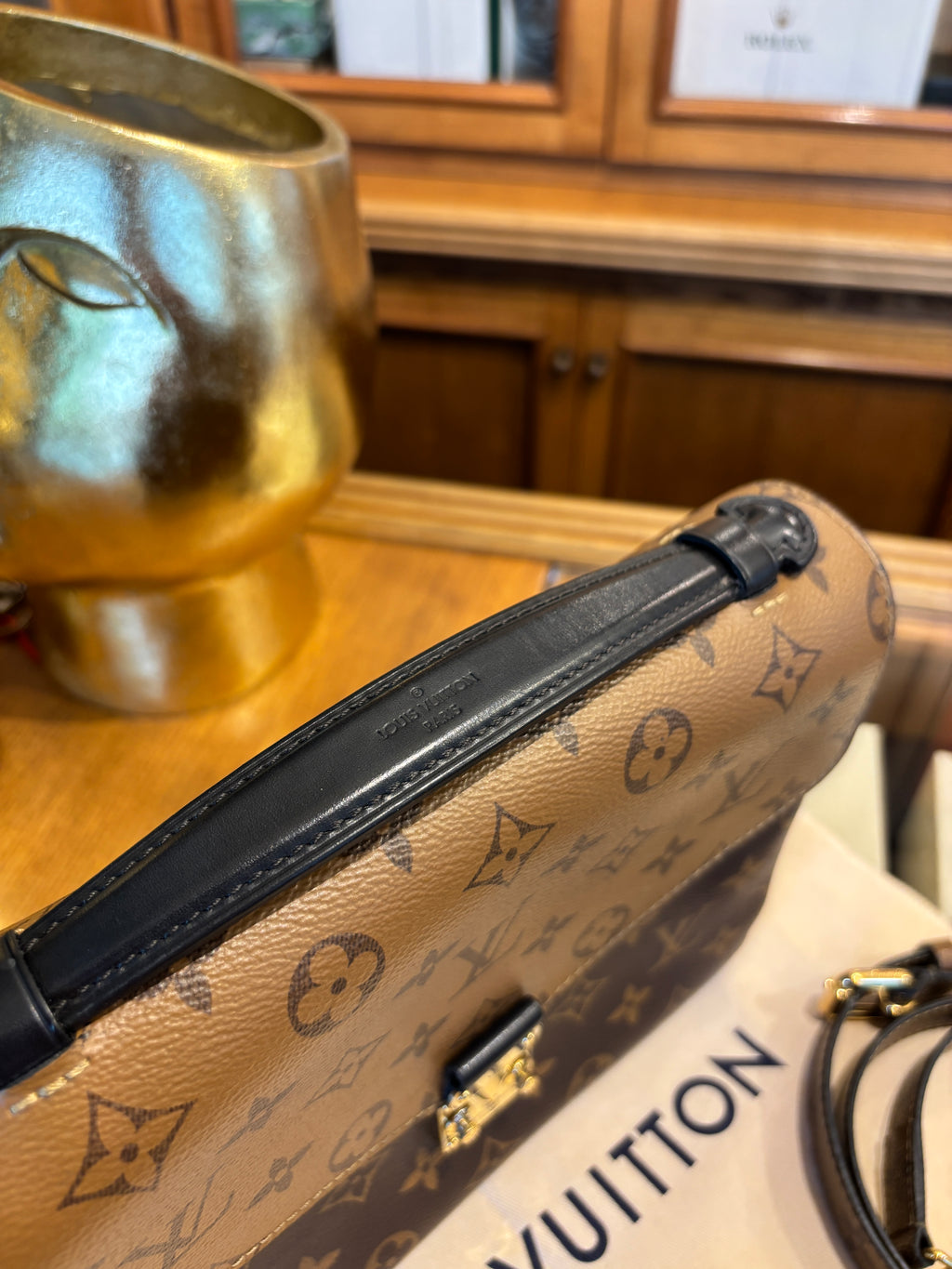 Louis Vuitton Métis Reverse