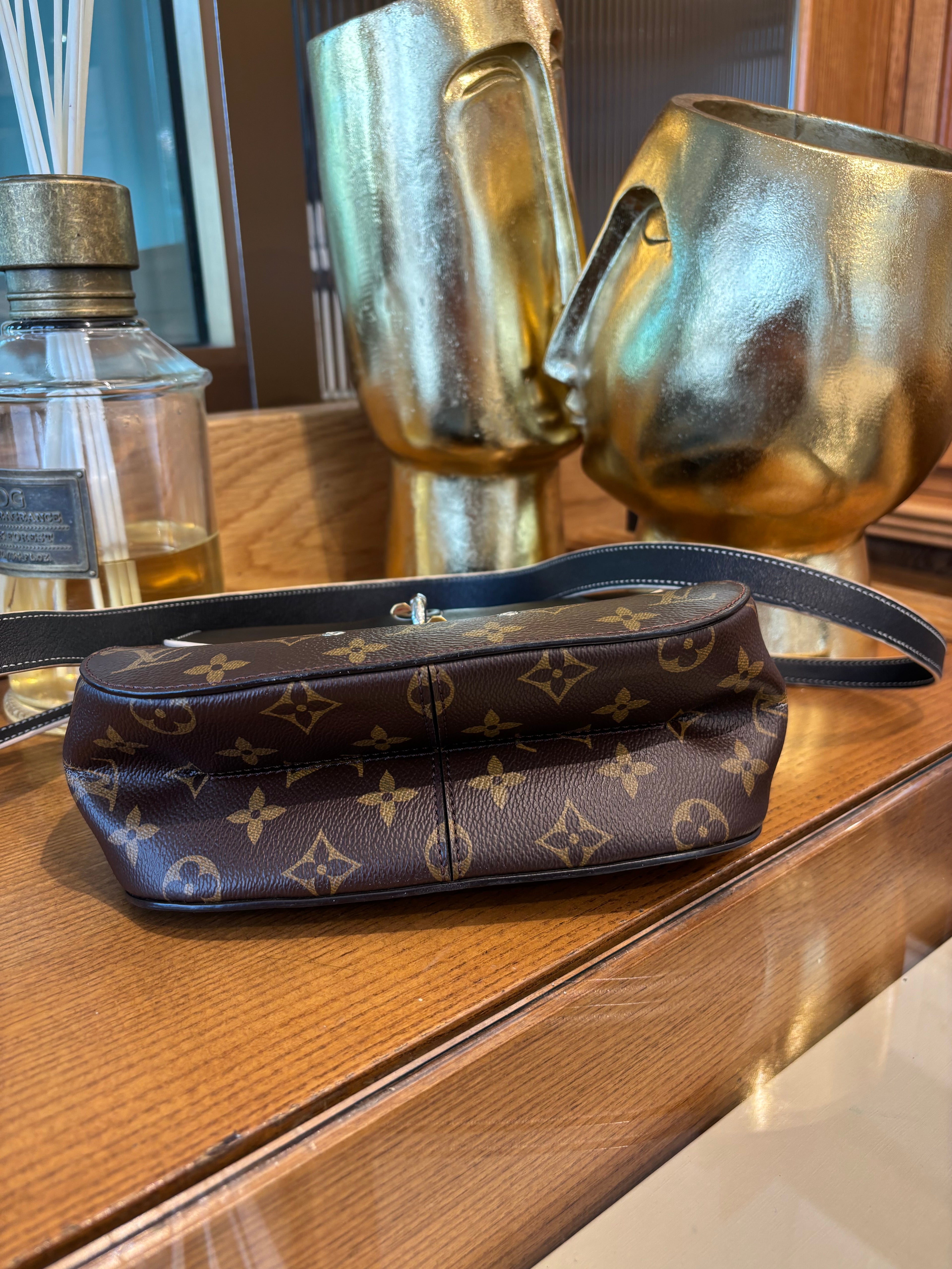 Louis Vuitton Chain It