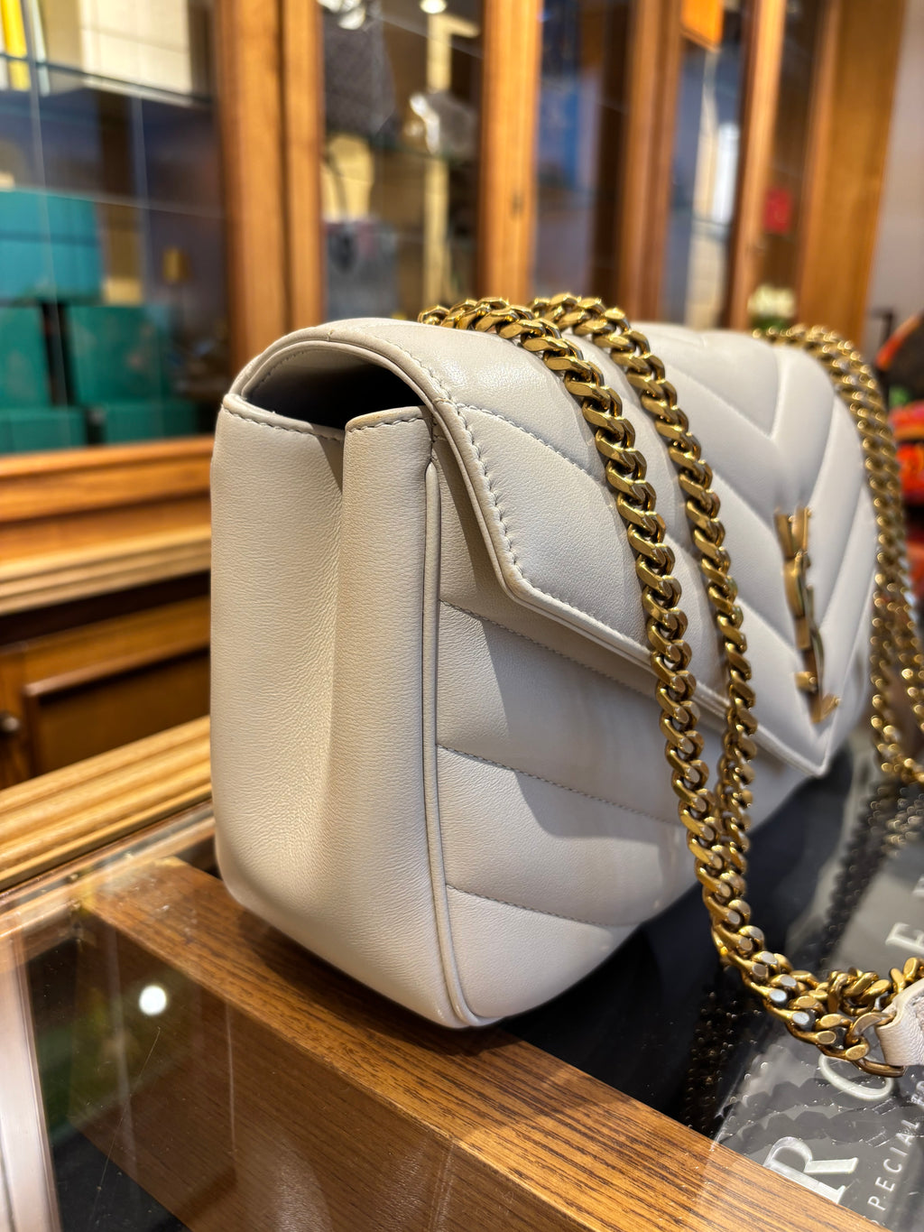 Saint Laurent Loulou media
