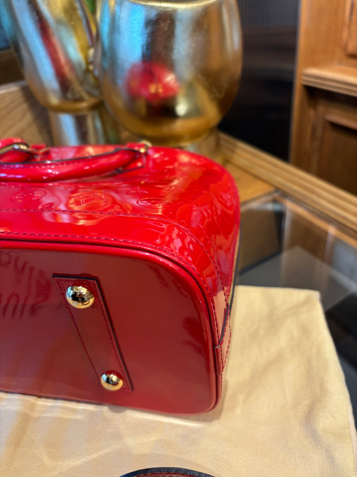 Louis Vuitton Alma