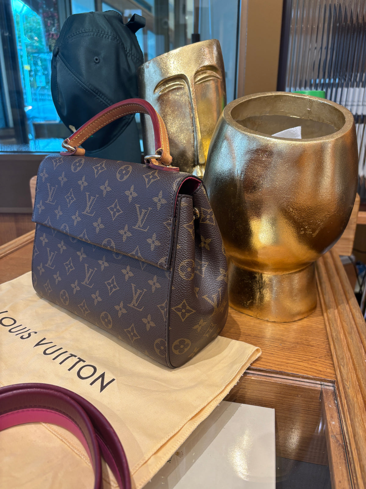Louis Vuitton Cluny
