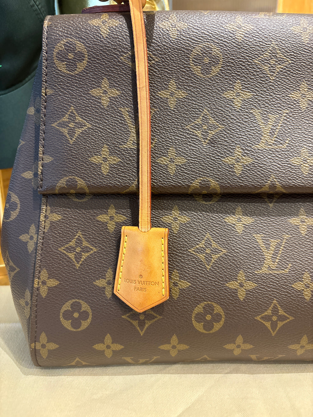 Louis Vuitton Cluny