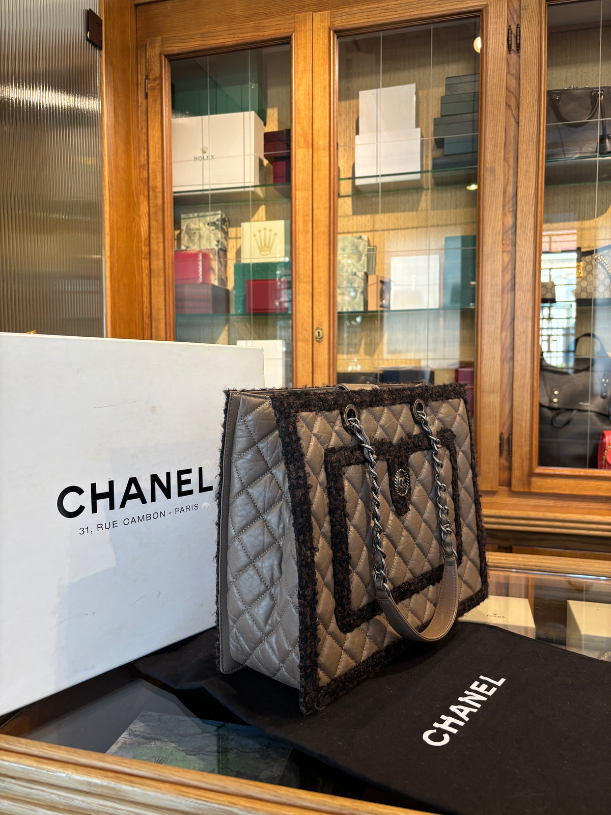 Chanel Tote Tweed