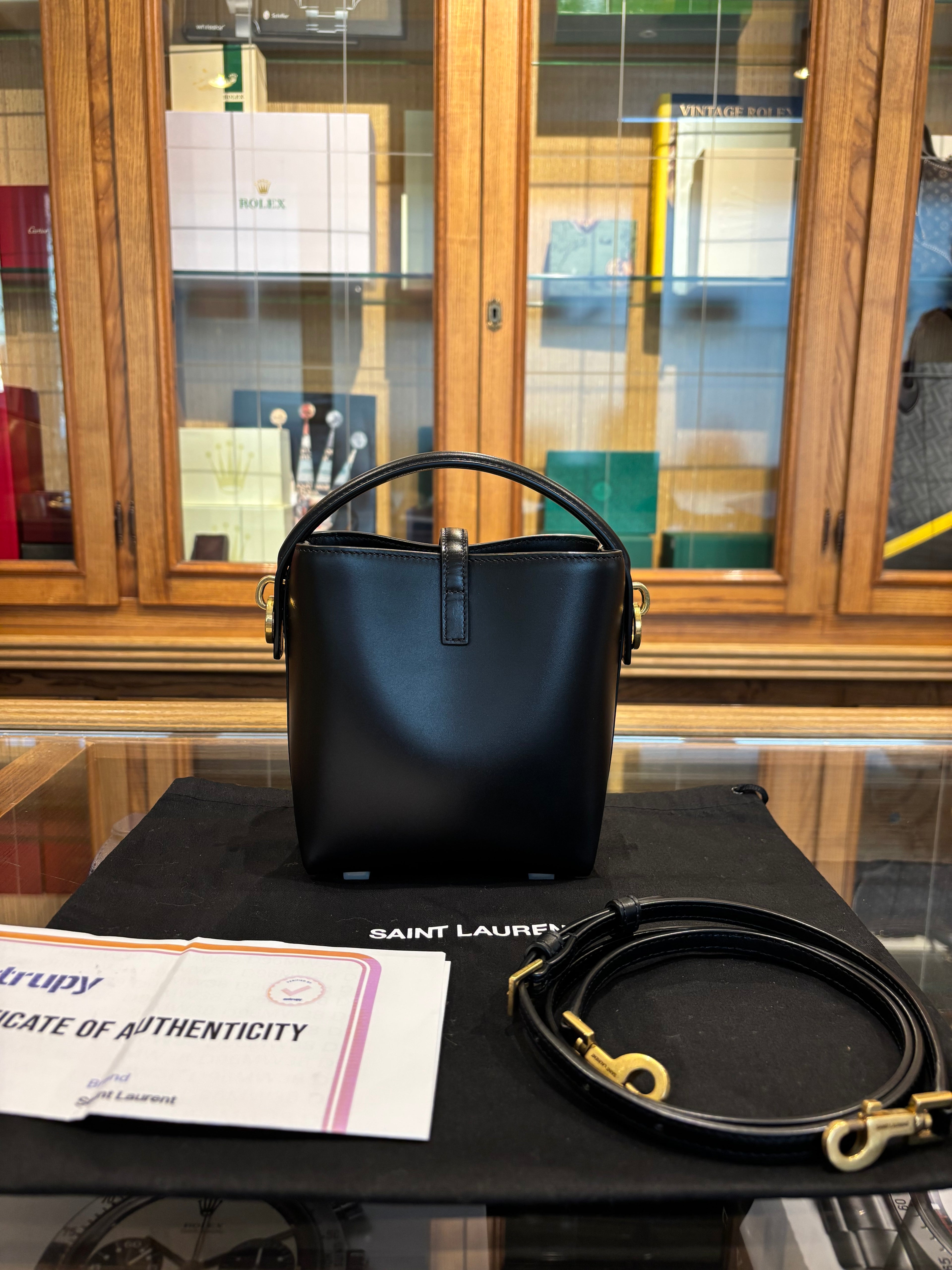 Ysl Le 37