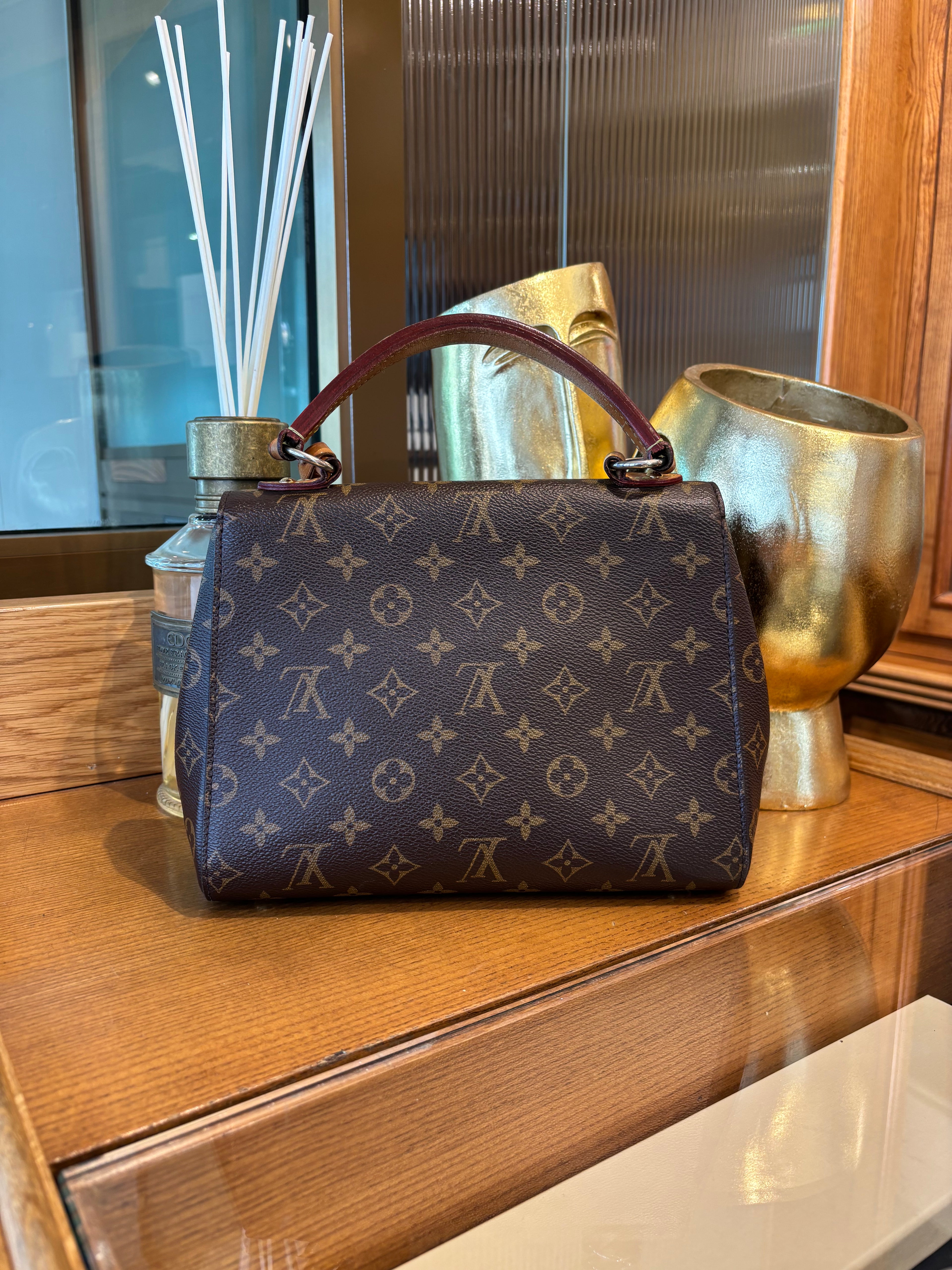 Louis Vuitton Cluny