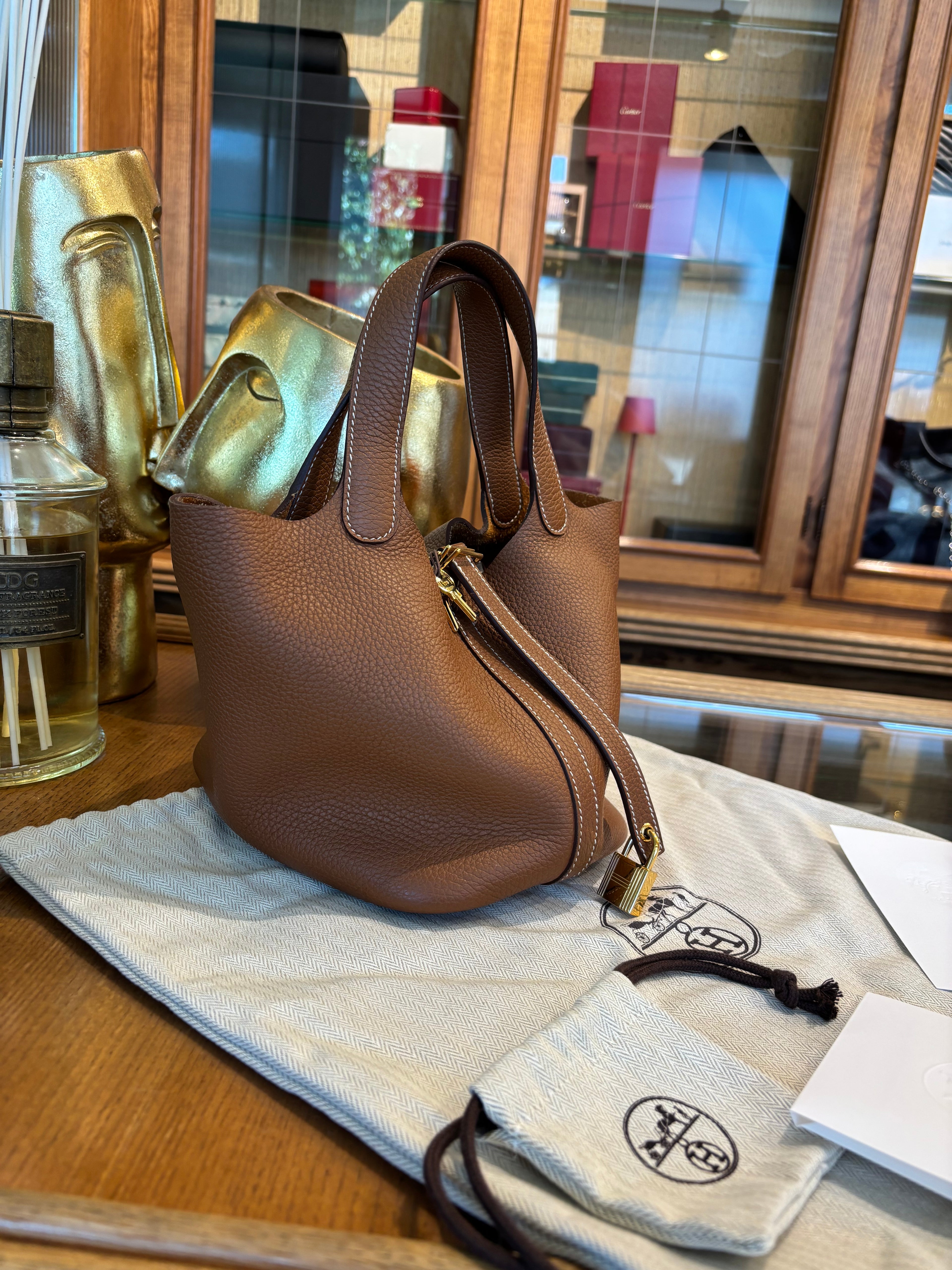 Hermès Lock Picotin 18
